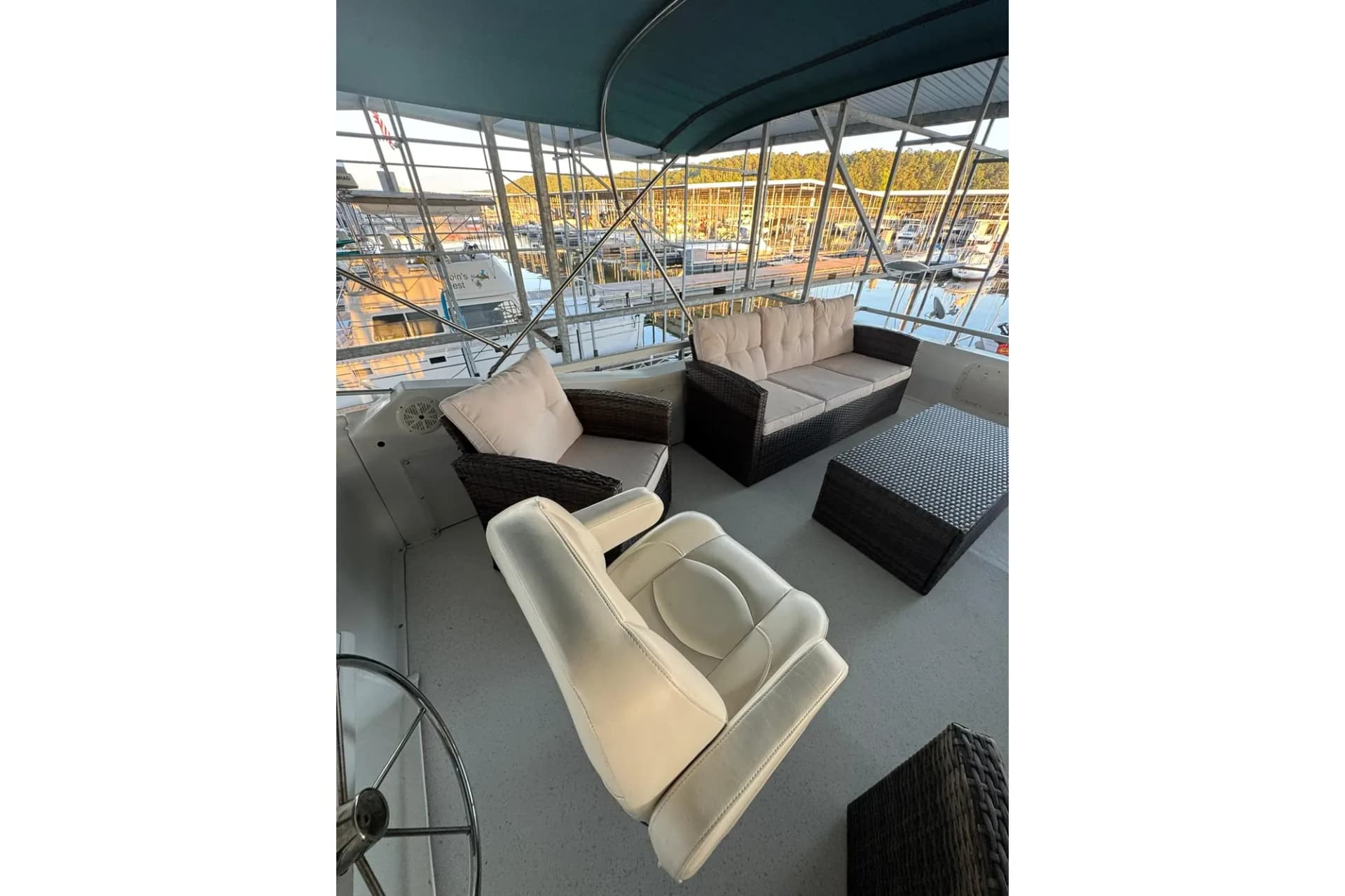 1996 Gibson 50 Cabin Yacht — Iuka, MS (photo 8)