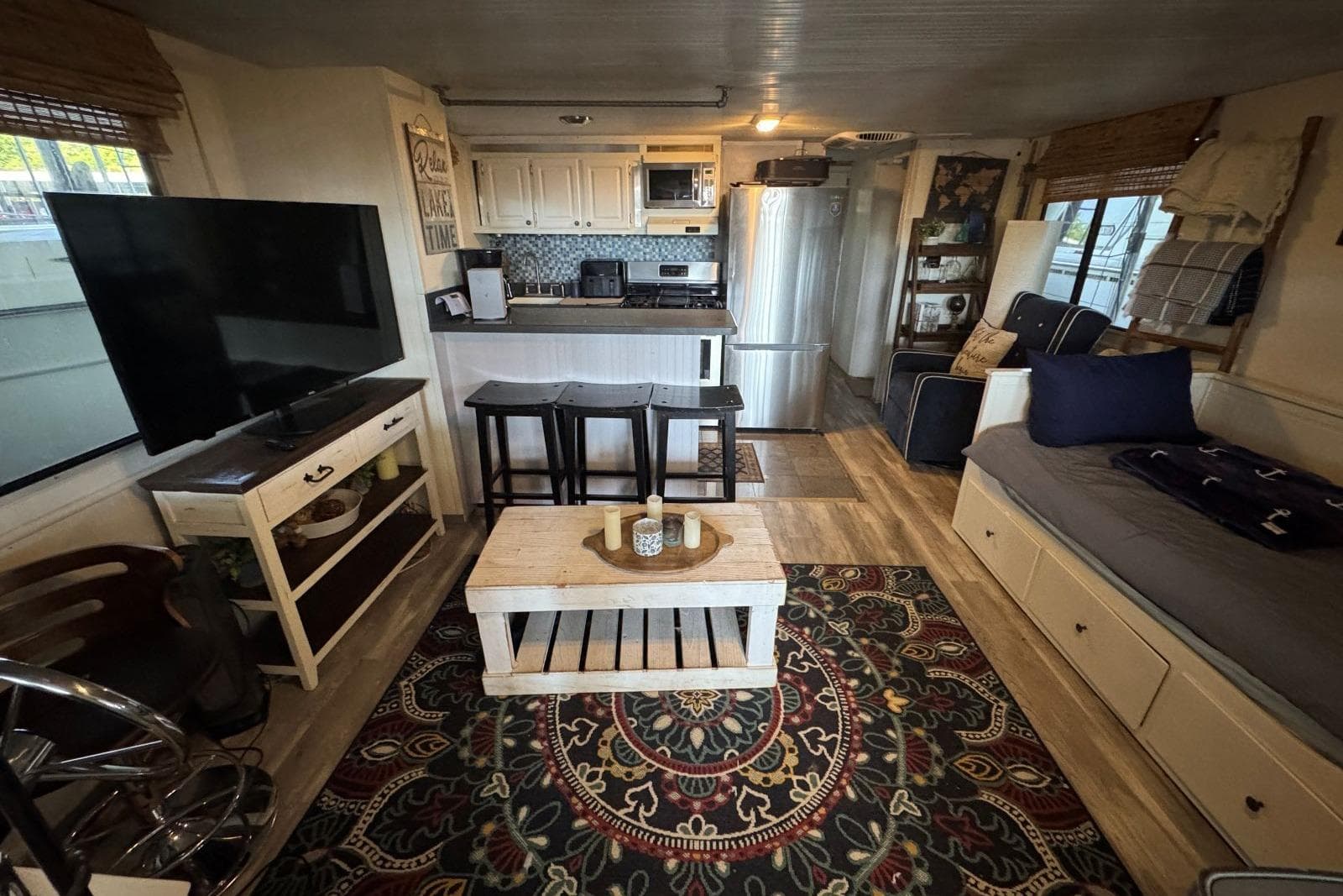 2006 Catamaran Cruisers Aqua Cruiser Executive - 51' — Hendersonville, TN (photo 10)