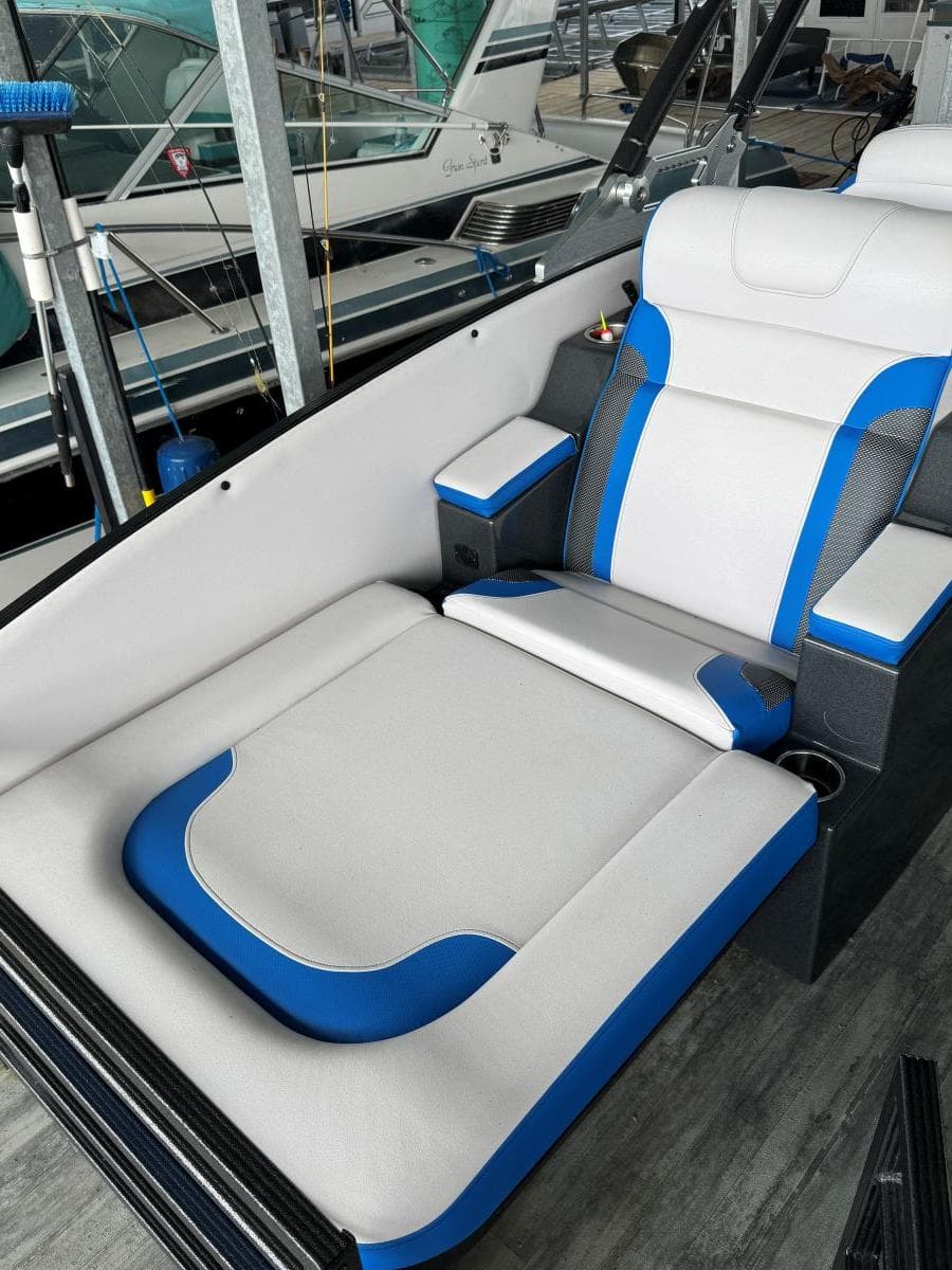 2022 Crest Caribbean RS 250 SLRC — Mt Juliet, TN (photo 27)