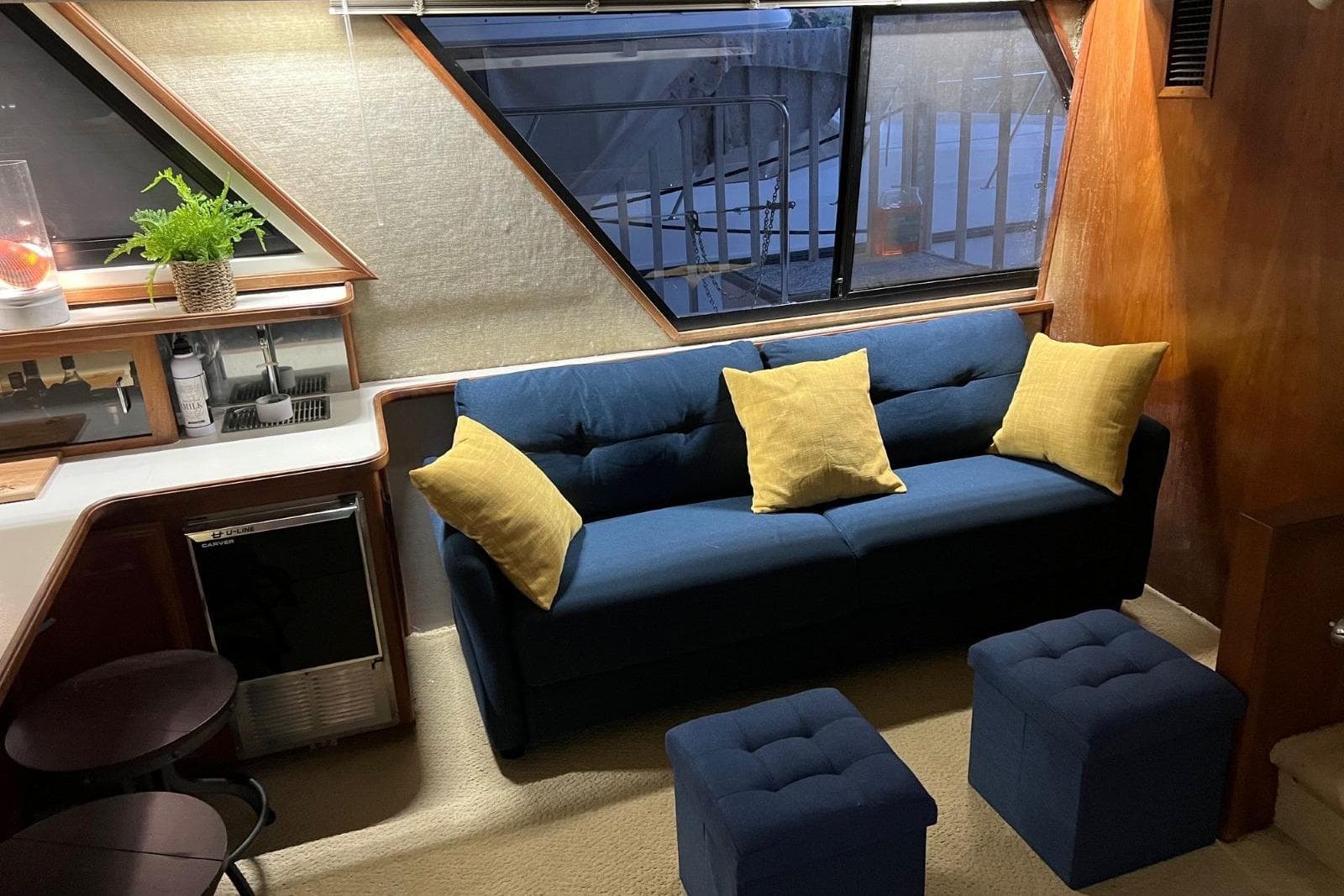 1987 Carver 42 Aft Cabin Motor Yacht — Waverly, TN (photo 29)