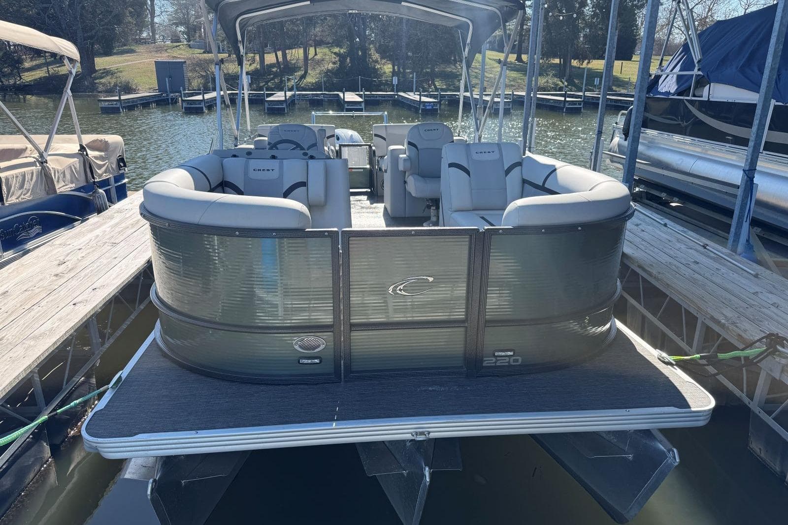 2024 Crest Classic LX 220 SLRC — Hendersonville, TN (photo 6)