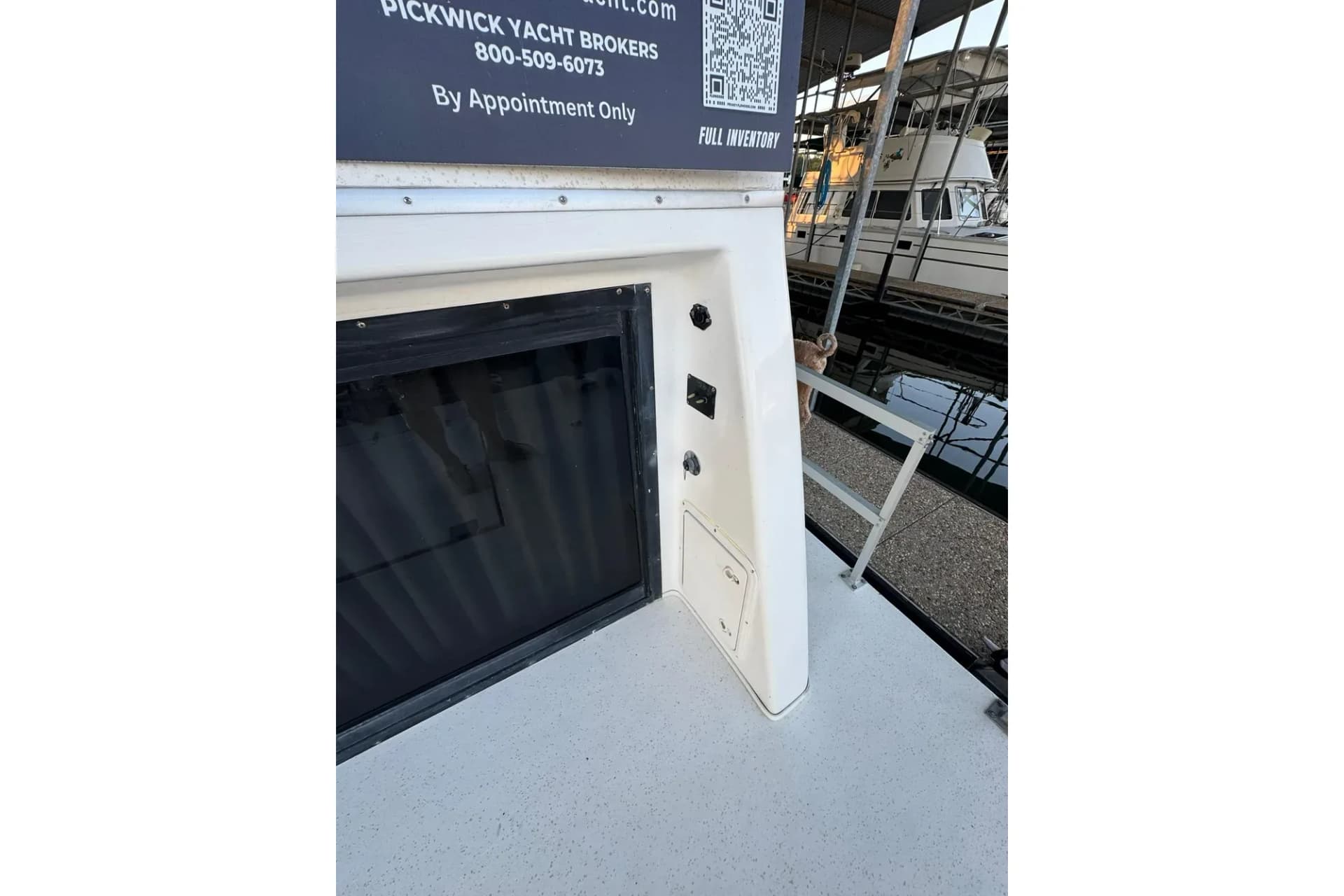 1996 Gibson 50 Cabin Yacht — Iuka, MS (photo 13)