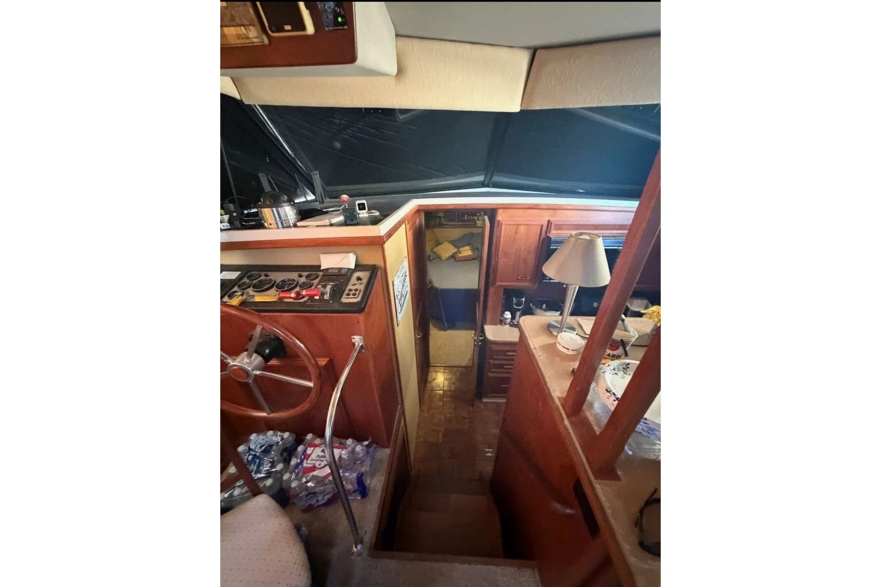 1987 Carver 4207 Aft Cabin Motor Yacht — Aurora, KY (photo 12)