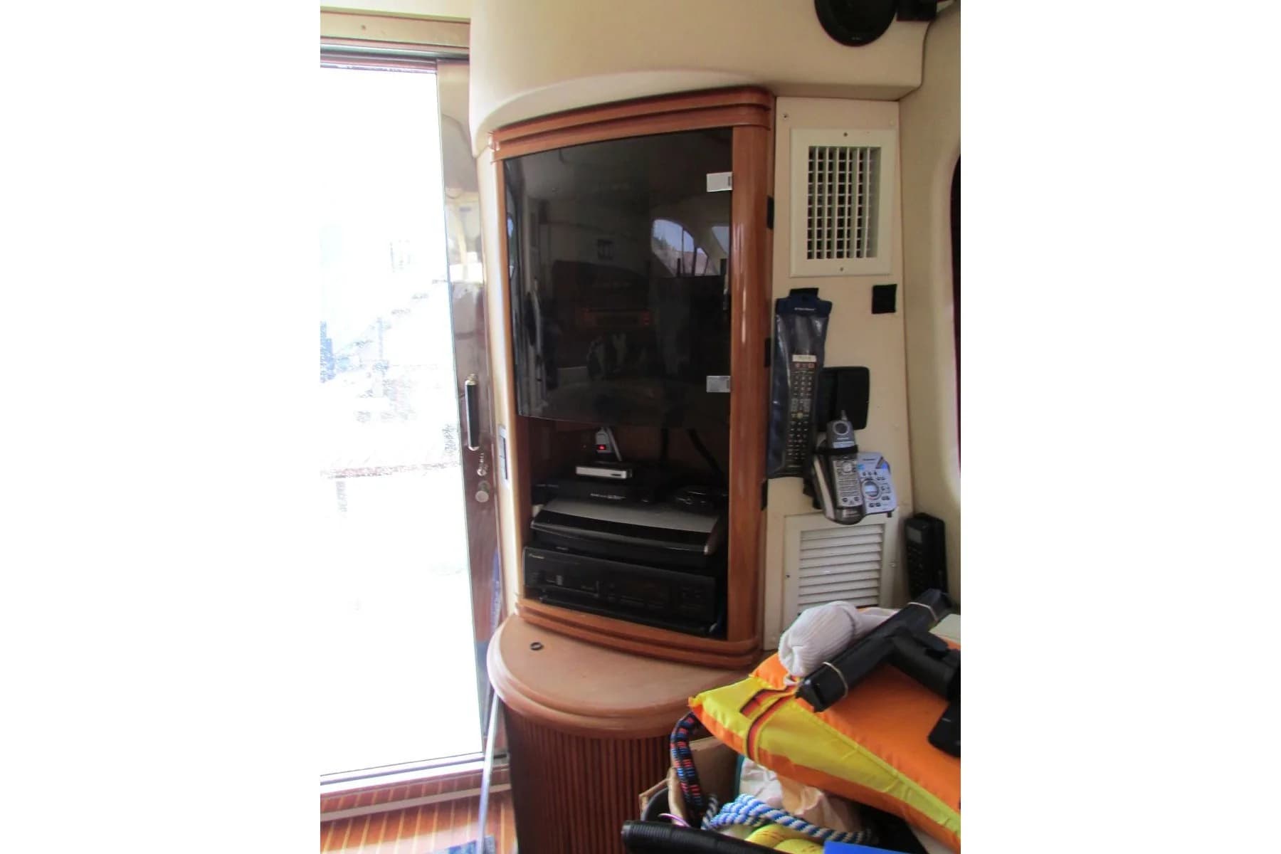 2003 Azimut 46E — Florence, TN (photo 25)