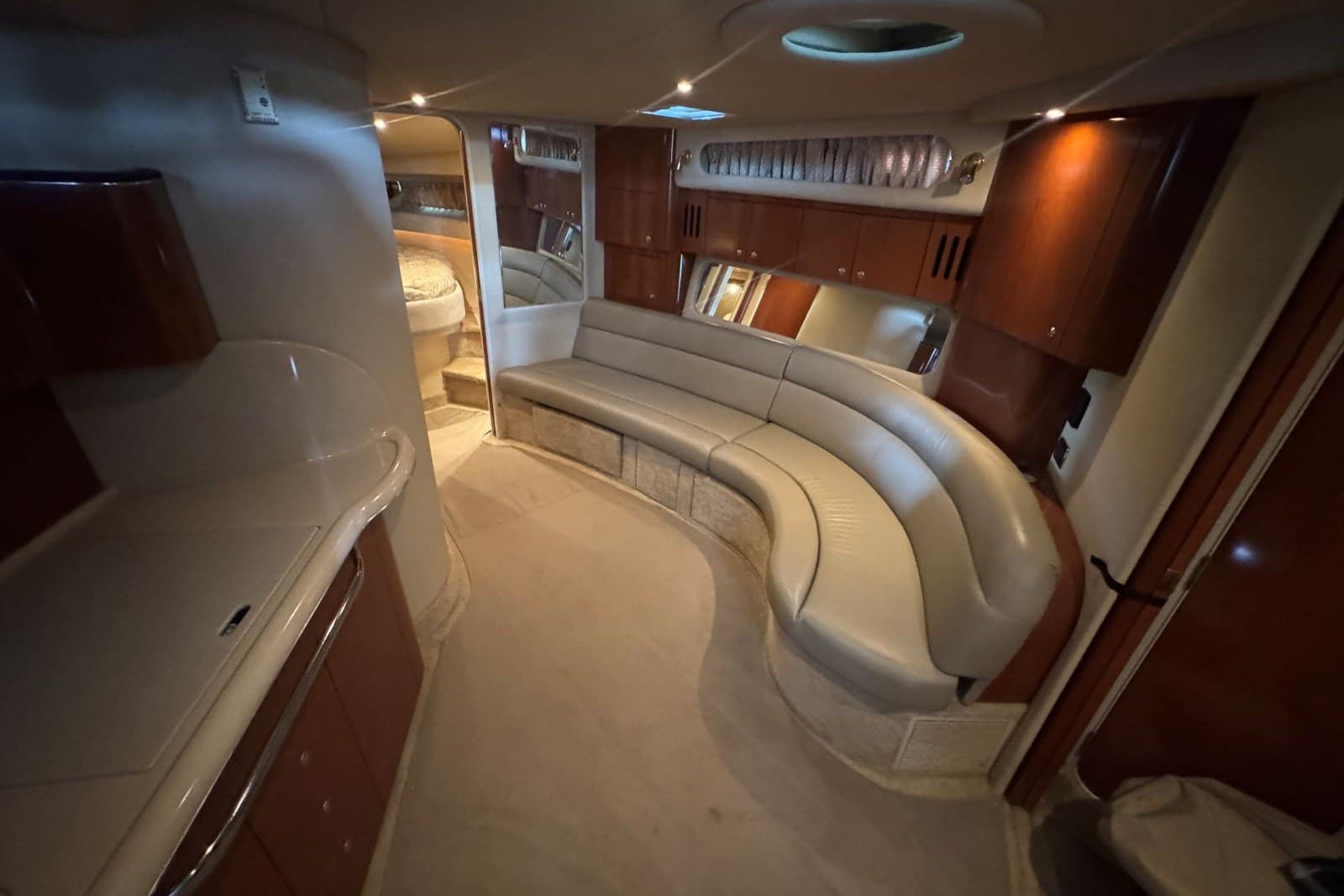 2003 Sea Ray 410 Sundancer — Hendersonville, TN (photo 16)