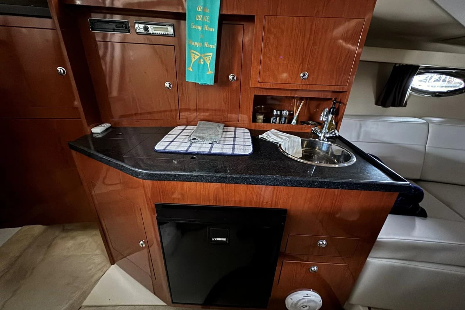 2006 Regal 3060 Window Express — Hendersonville, TN (photo 25)