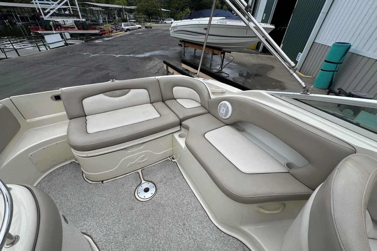 2003 Sea Ray 270 Sundeck — Hendersonville, TN (photo 13)