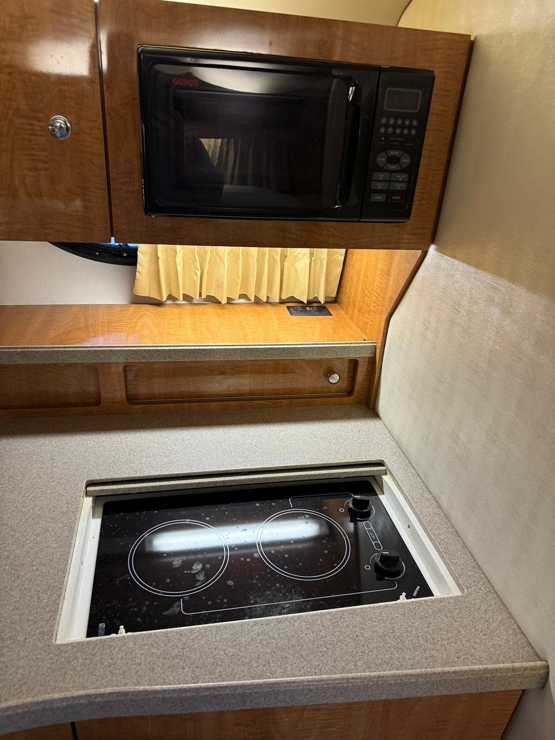 2004 Regal Commodore 3260 — Silver Point, TN (photo 29)