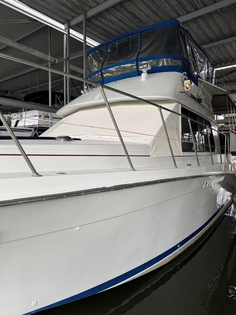 1988 Chris-Craft 426 Catalina — Hendersonville, TN (photo 6)