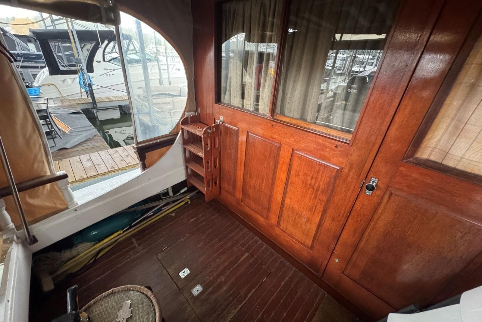 1987 Custom Cedar Craft 35 Wood Trawler — Mt Juliet, TN (photo 12)