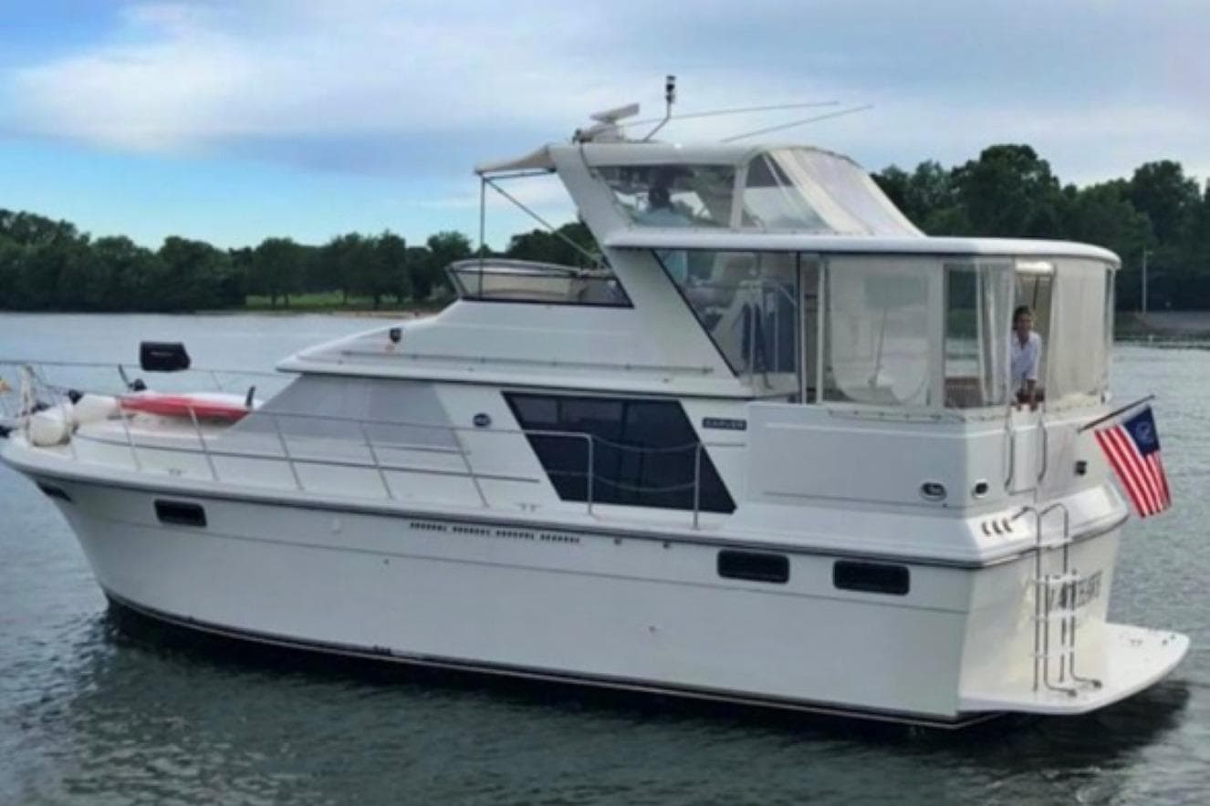 1987 Carver 42 Aft Cabin Motor Yacht — Waverly, TN (photo 3)
