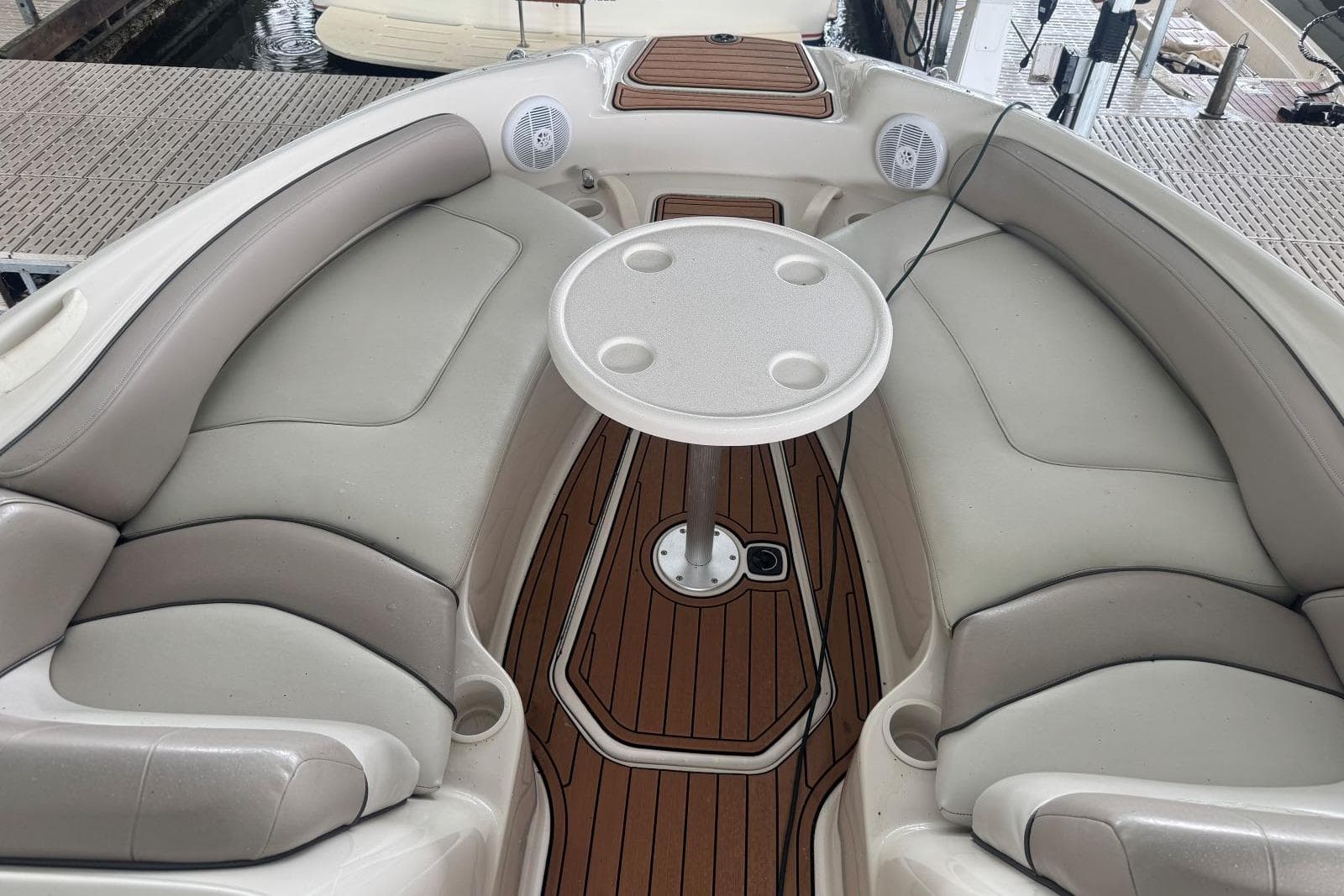 2004 Sea Ray 240 Sundeck — Old Hickory, TN (photo 12)