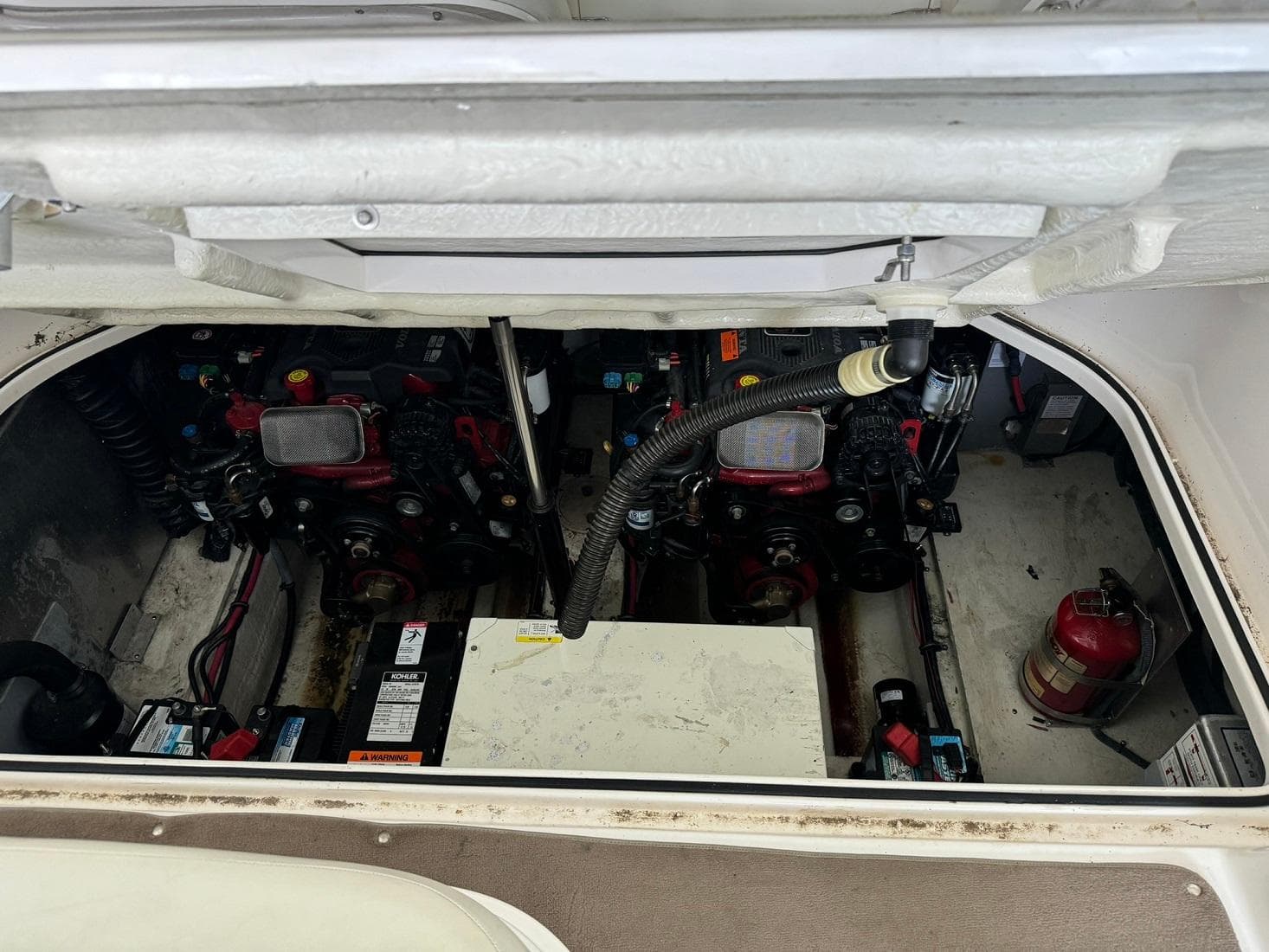 2004 Regal Commodore 3260 — Silver Point, TN (photo 47)