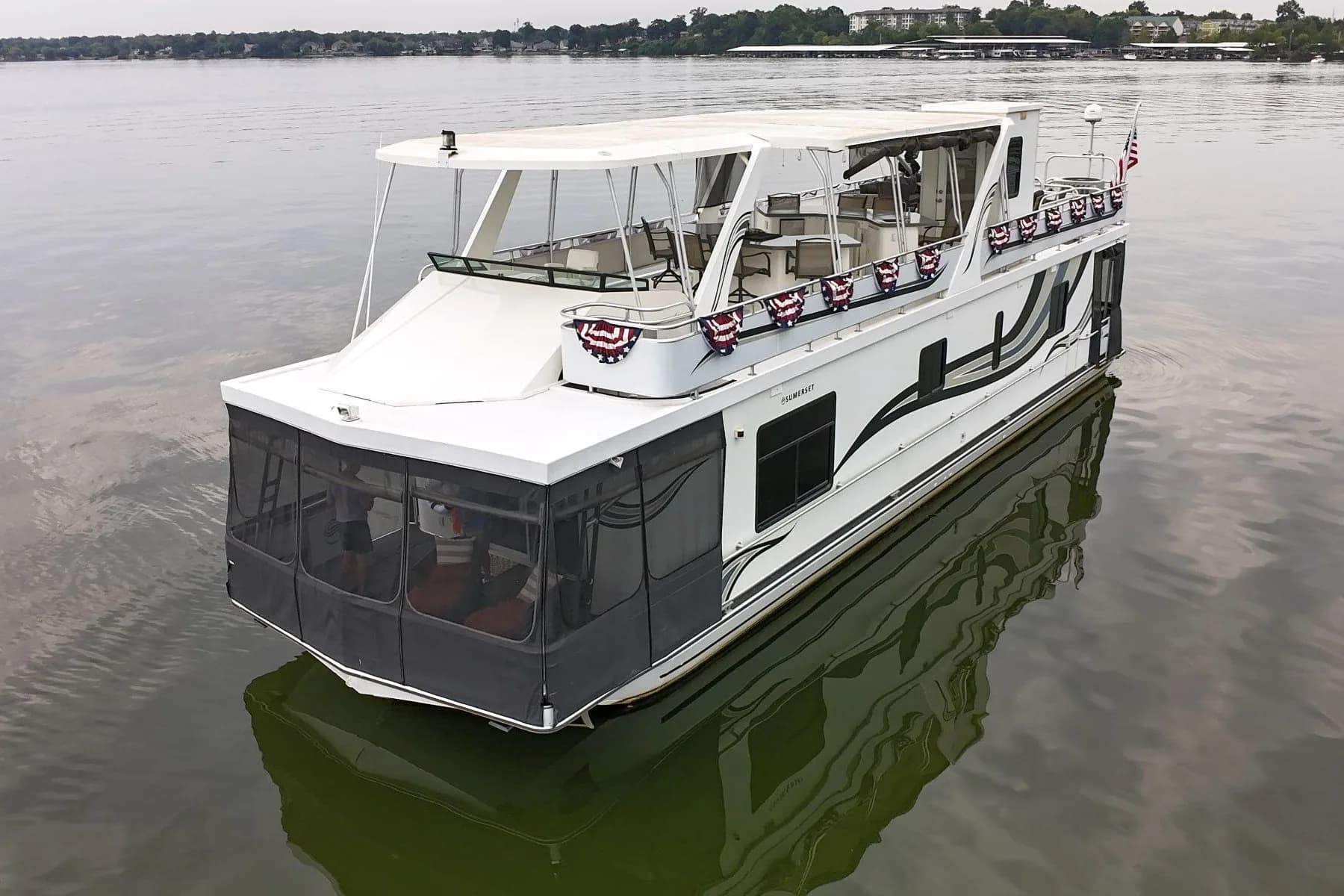 2005 Sumerset 16'6" X 63