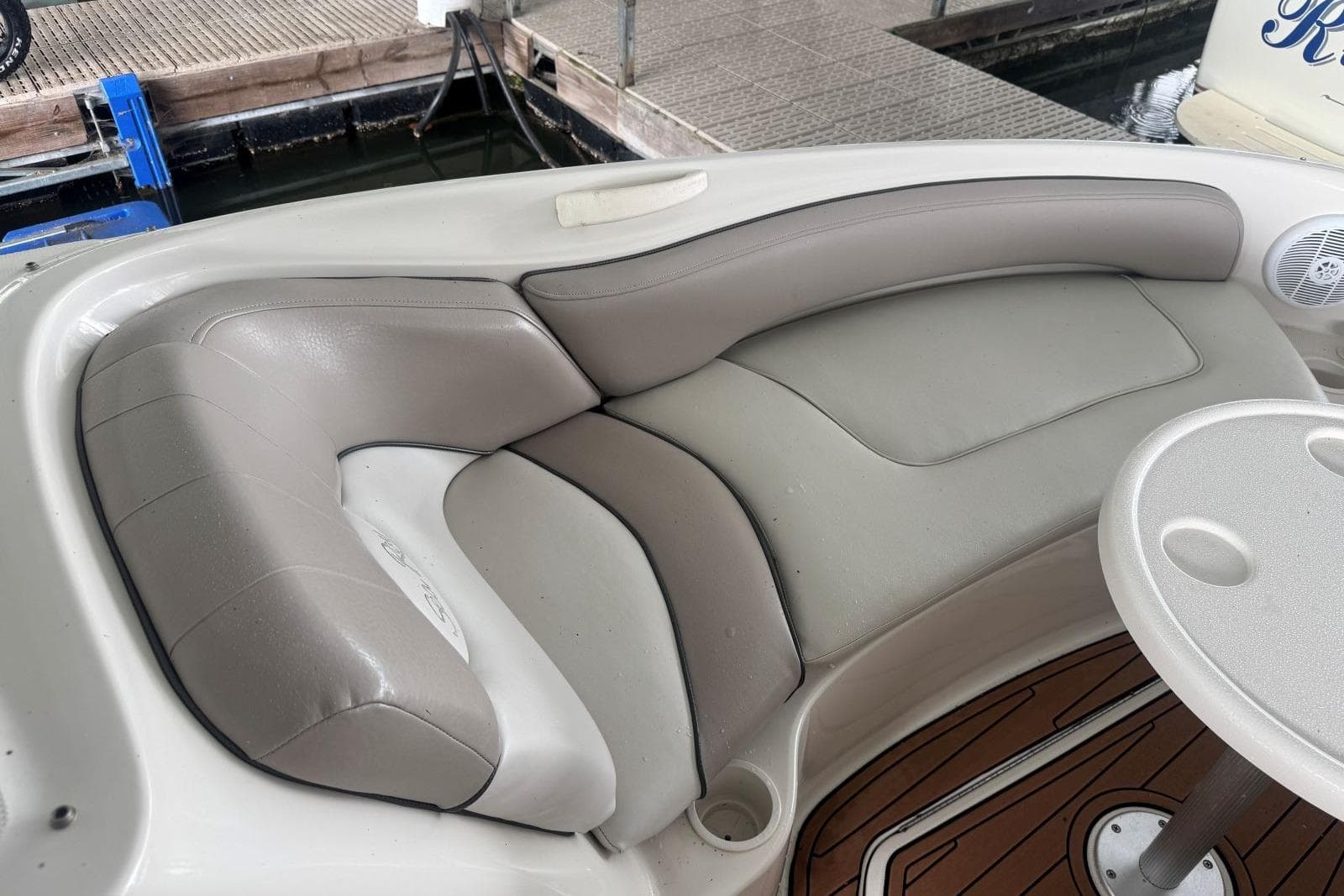 2004 Sea Ray 240 Sundeck — Old Hickory, TN (photo 14)
