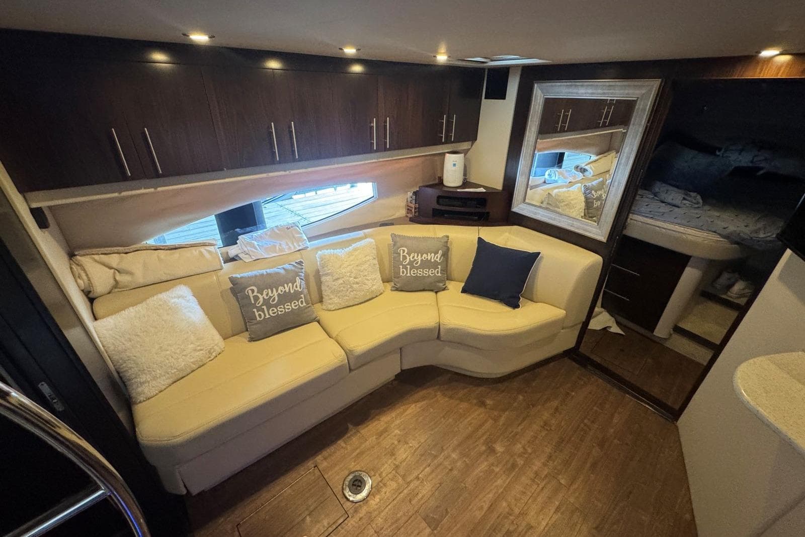2016 Regal 46 Sport Coupe — Guntersville, TN (photo 32)