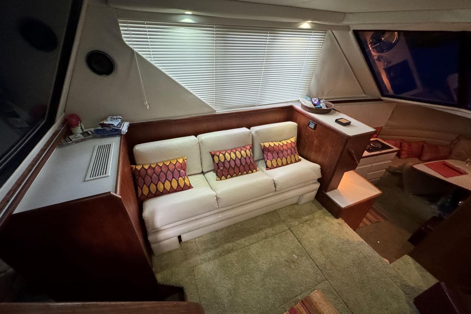 1993 Carver 300 Aft Cabin — Mt Juliet, TN (photo 17)