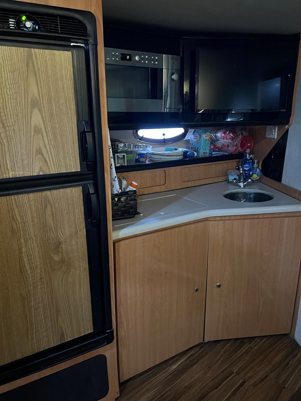 1999 Regal 402 — Hendersonville, TN (photo 30)