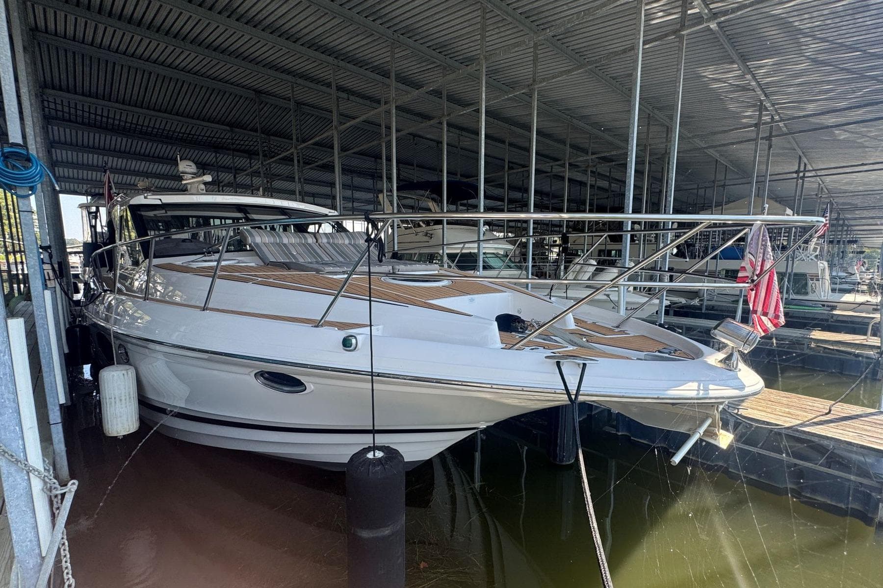 2016 Regal 46 Sport Coupe — Guntersville, TN (photo 7)
