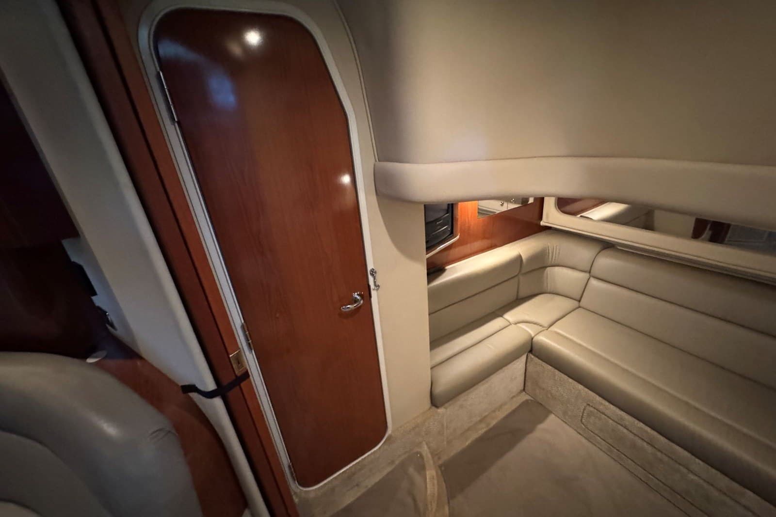 2003 Sea Ray 410 Sundancer — Hendersonville, TN (photo 34)