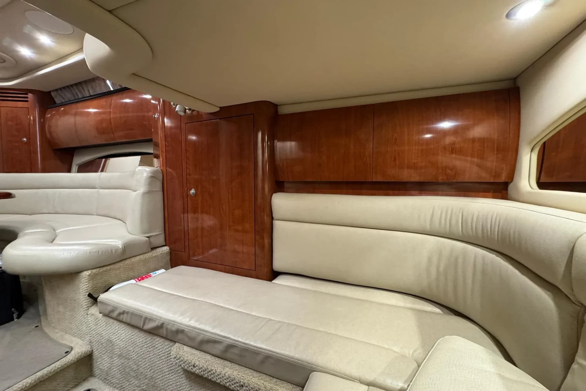 2005 Sea Ray 360 Sundancer — Iuka, MS (photo 22)