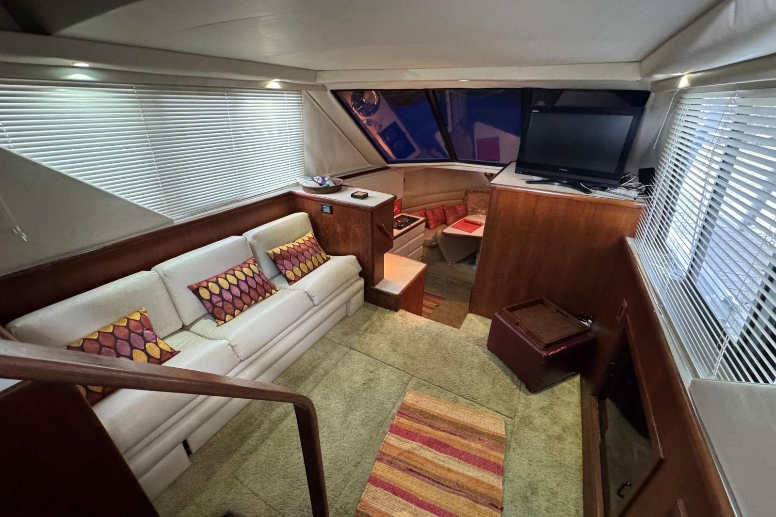 1993 Carver 300 Aft Cabin — Mt Juliet, TN (photo 40)
