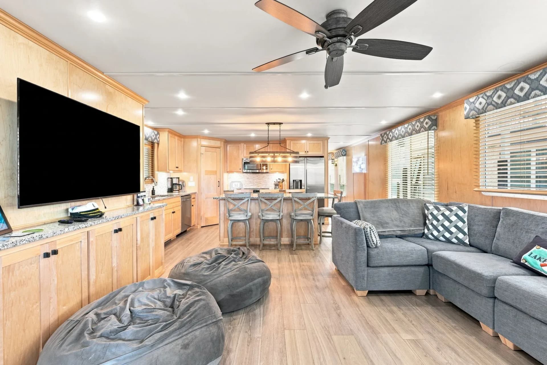 2023 Sumerset 18 x 77 LUX — Granville, TN (photo 30)