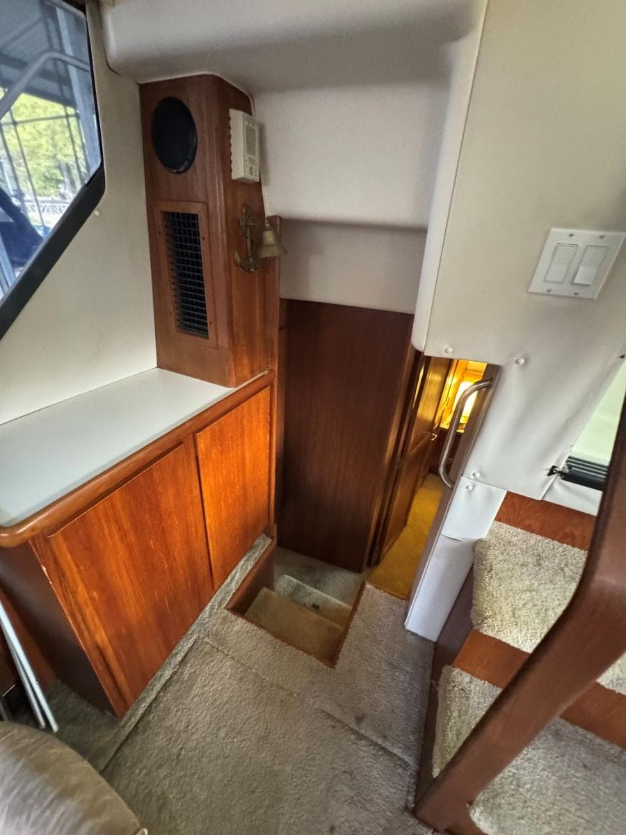 1994 Carver 350 Aft Cabin Motor Yacht — Gallatin, TN (photo 26)