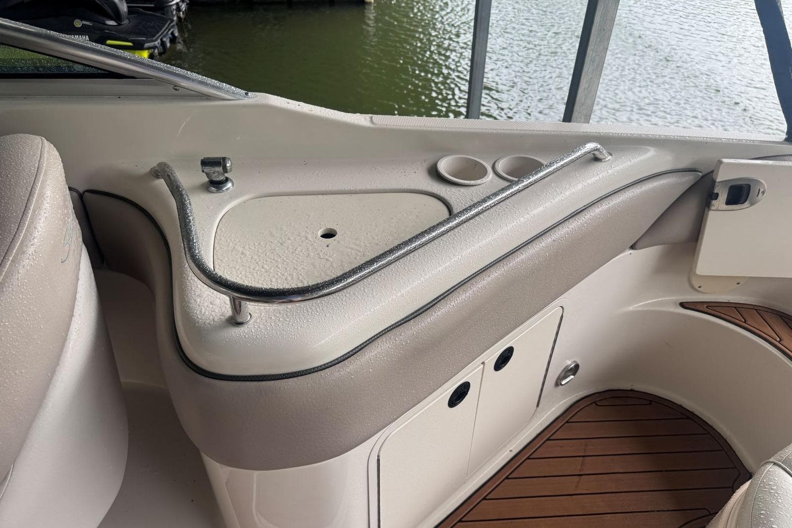 2004 Sea Ray 240 Sundeck — Old Hickory, TN (photo 10)