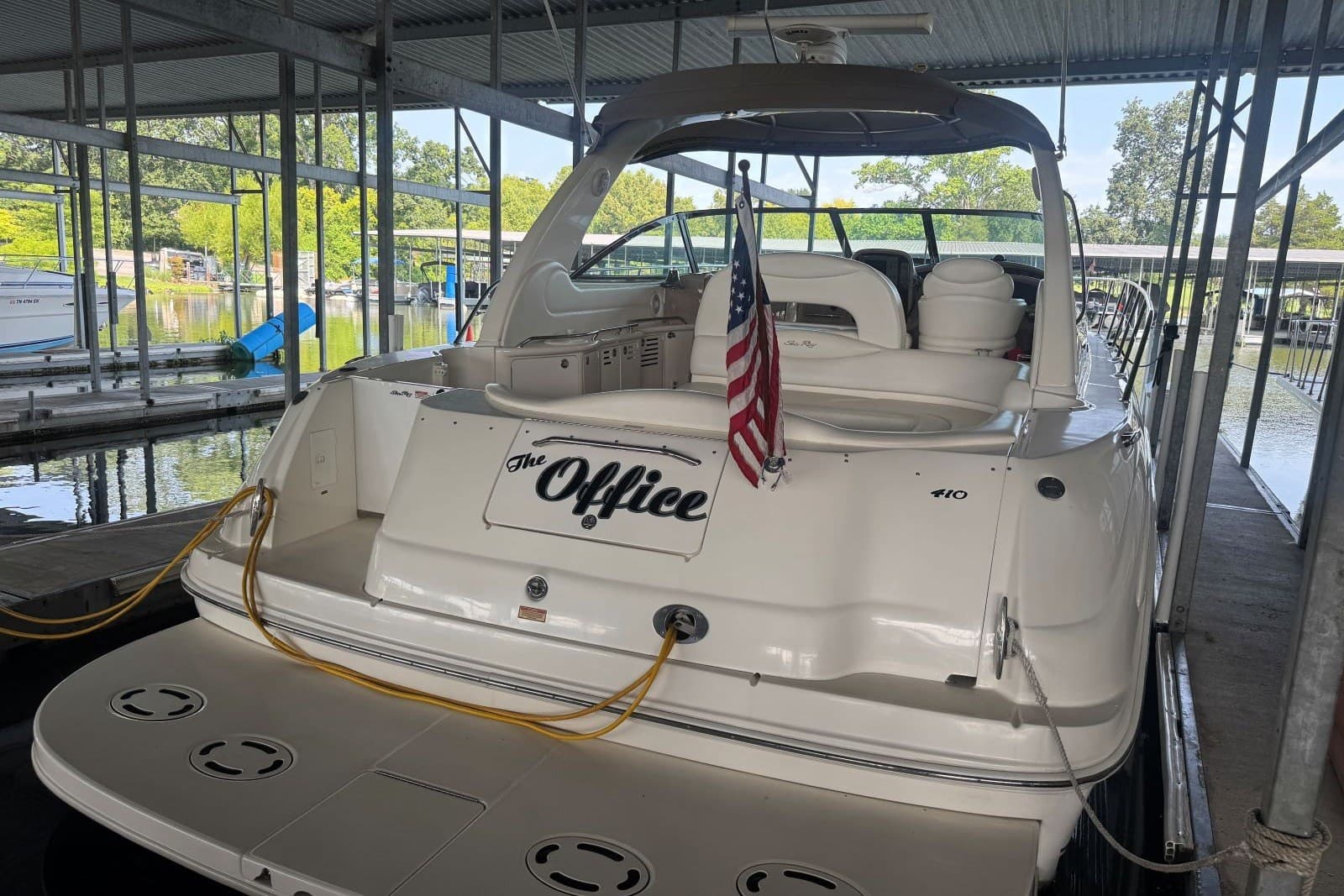 2003 Sea Ray 410 Sundancer — Hendersonville, TN (photo 17)