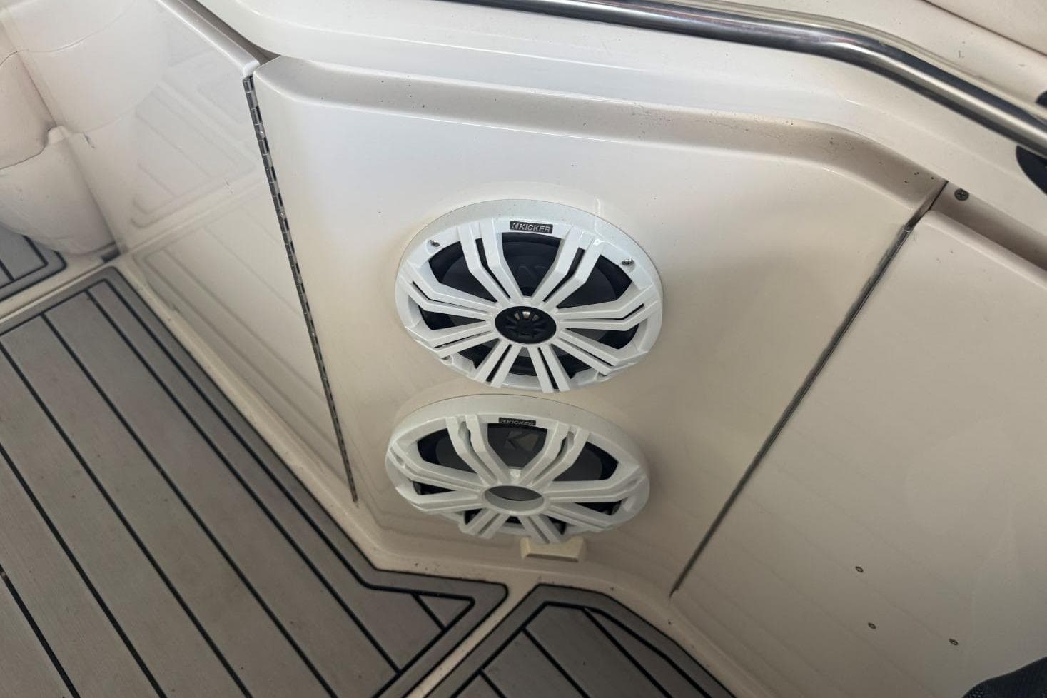 2000 Regal Commodore 3260 — Mt Juliet, TN (photo 18)