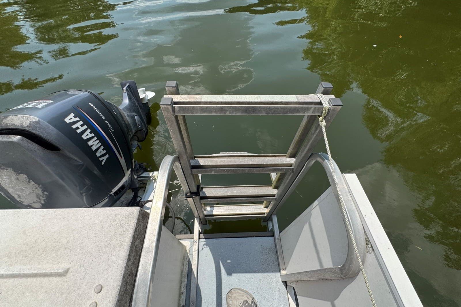 2011 Catamaran Cruisers Lil Hobo 31 — Hendersonville, TN (photo 12)