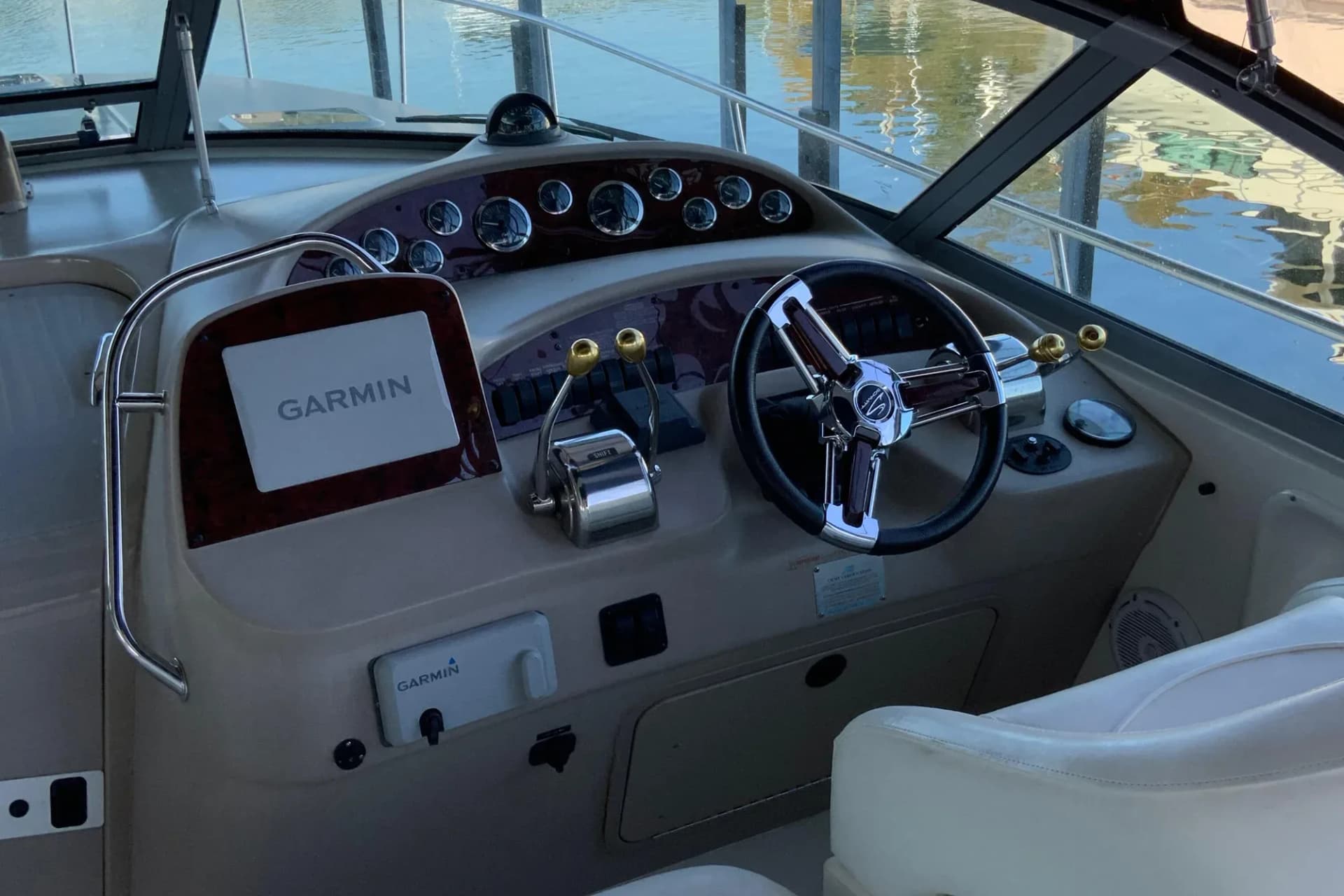 2000 Sea Ray 340 Sundancer — Iuka, MS (photo 8)