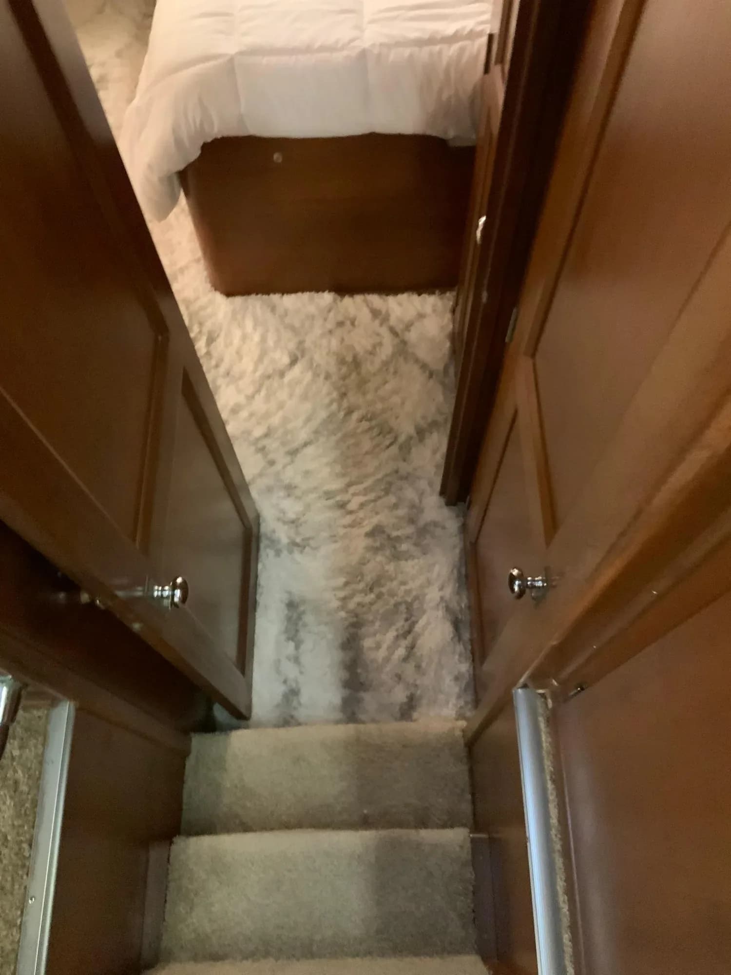 1969 Hatteras 41 Twin Cabin — Iuka, MS (photo 47)