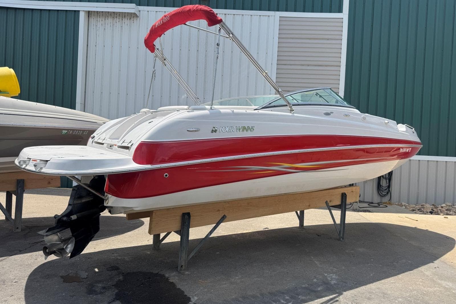 2005 Four Winns 234 Funship — Hendersonville, TN (photo 5)
