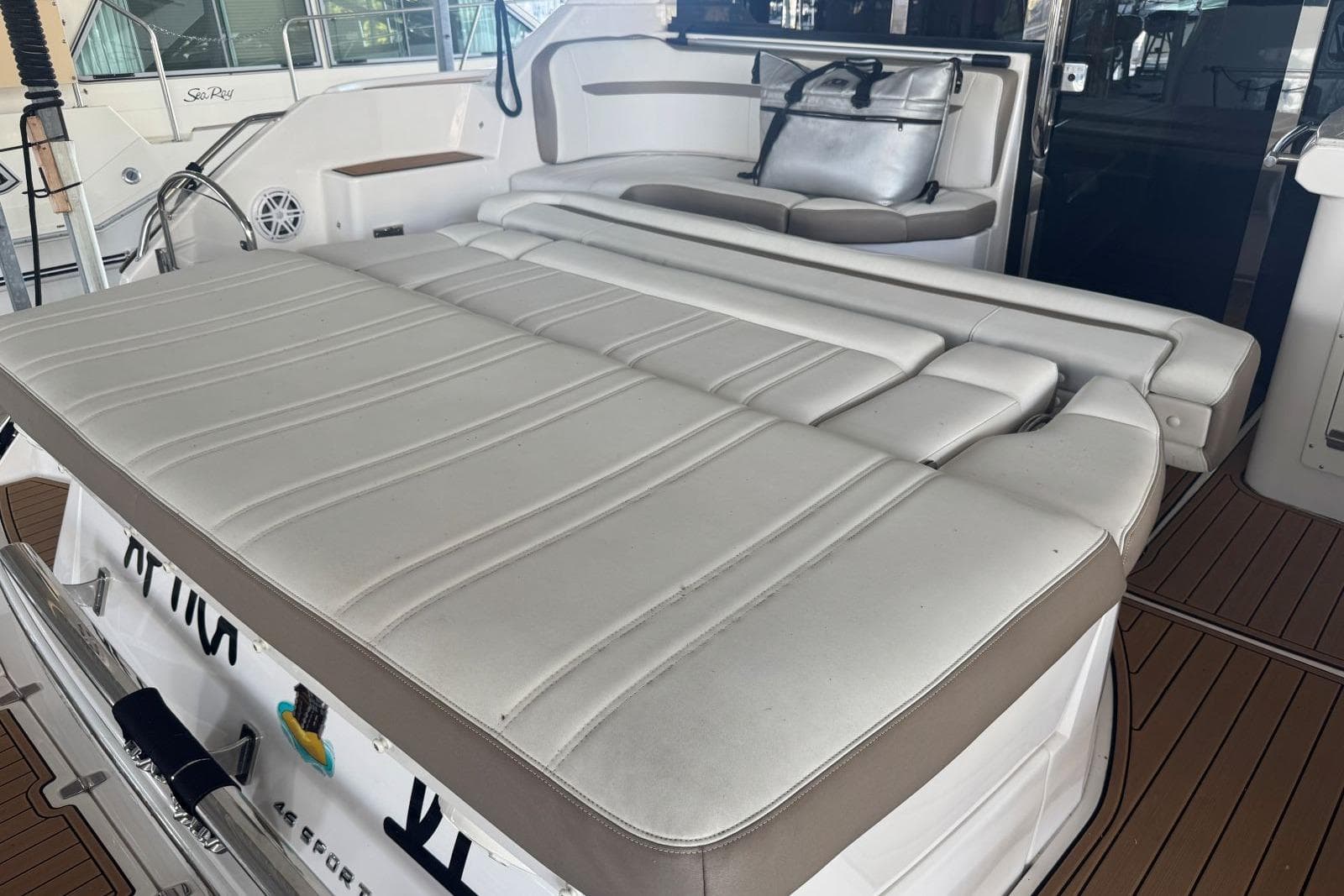 2016 Regal 46 Sport Coupe — Guntersville, TN (photo 11)