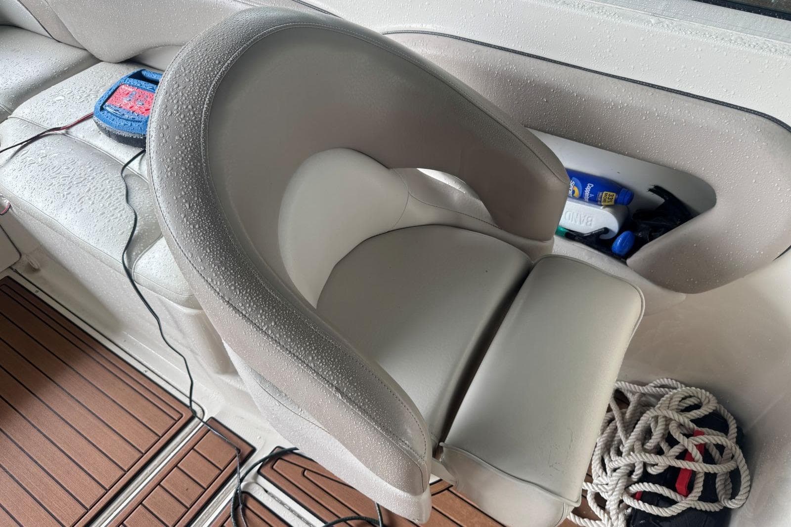 2004 Sea Ray 240 Sundeck — Old Hickory, TN (photo 23)
