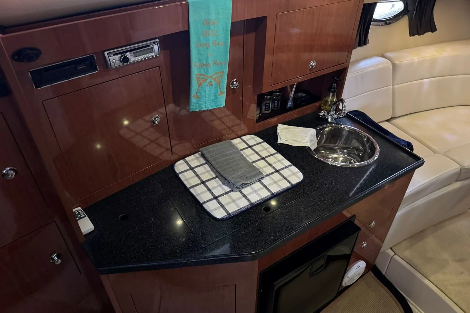2006 Regal 3060 Window Express — Hendersonville, TN (photo 18)