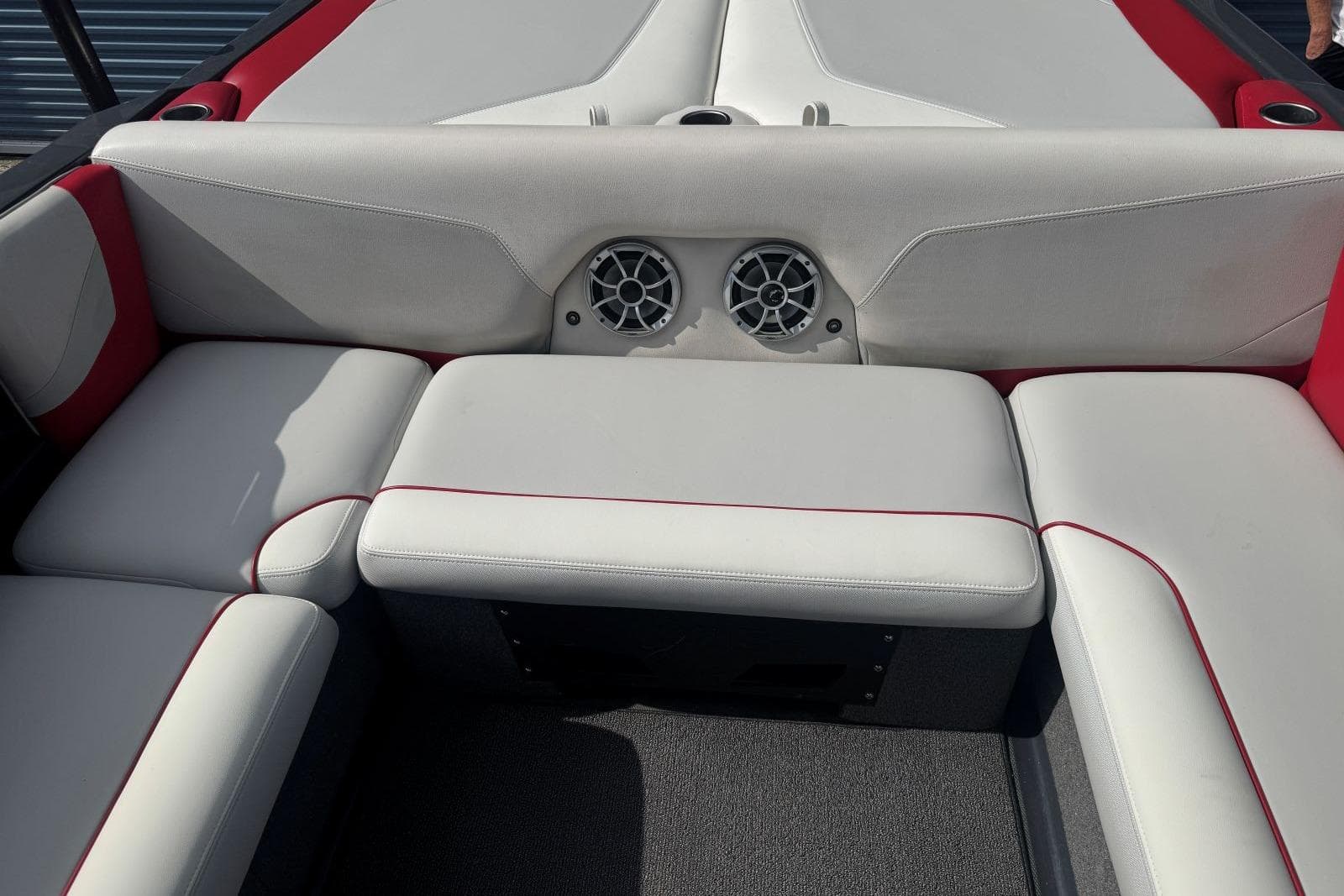 2016 Axis T22 — Nashville, TN (photo 13)