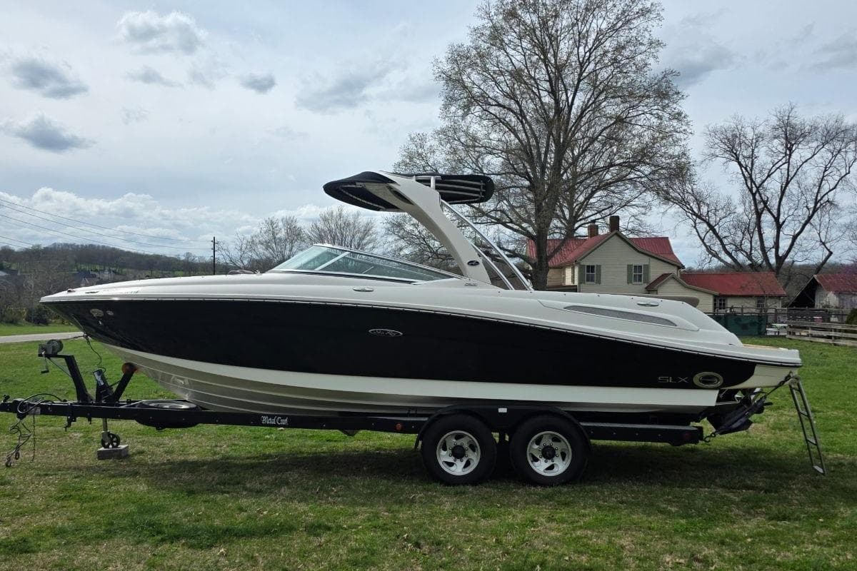 2011 Sea Ray SLX 250 — Franklin, TN (photo 7)
