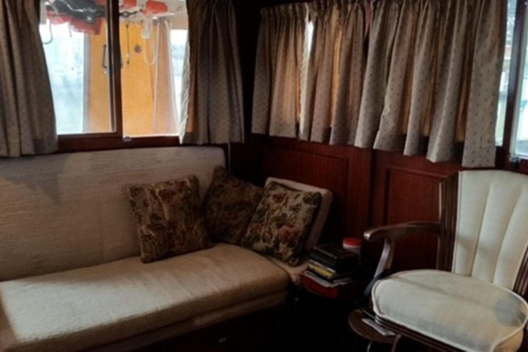 1987 Custom Cedar Craft 35 Wood Trawler — Mt Juliet, TN (photo 22)