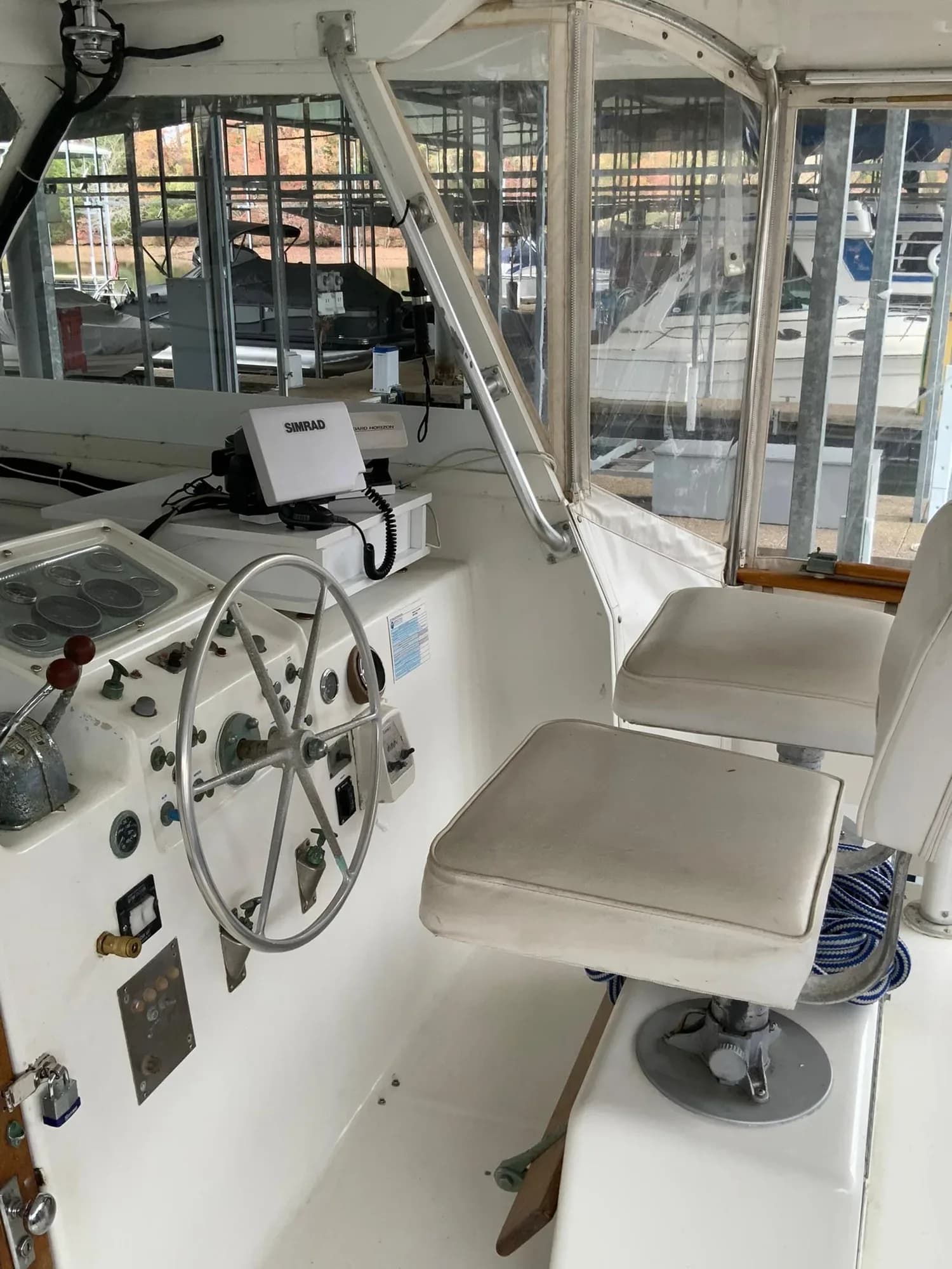 1969 Hatteras 41 Twin Cabin — Iuka, MS (photo 29)