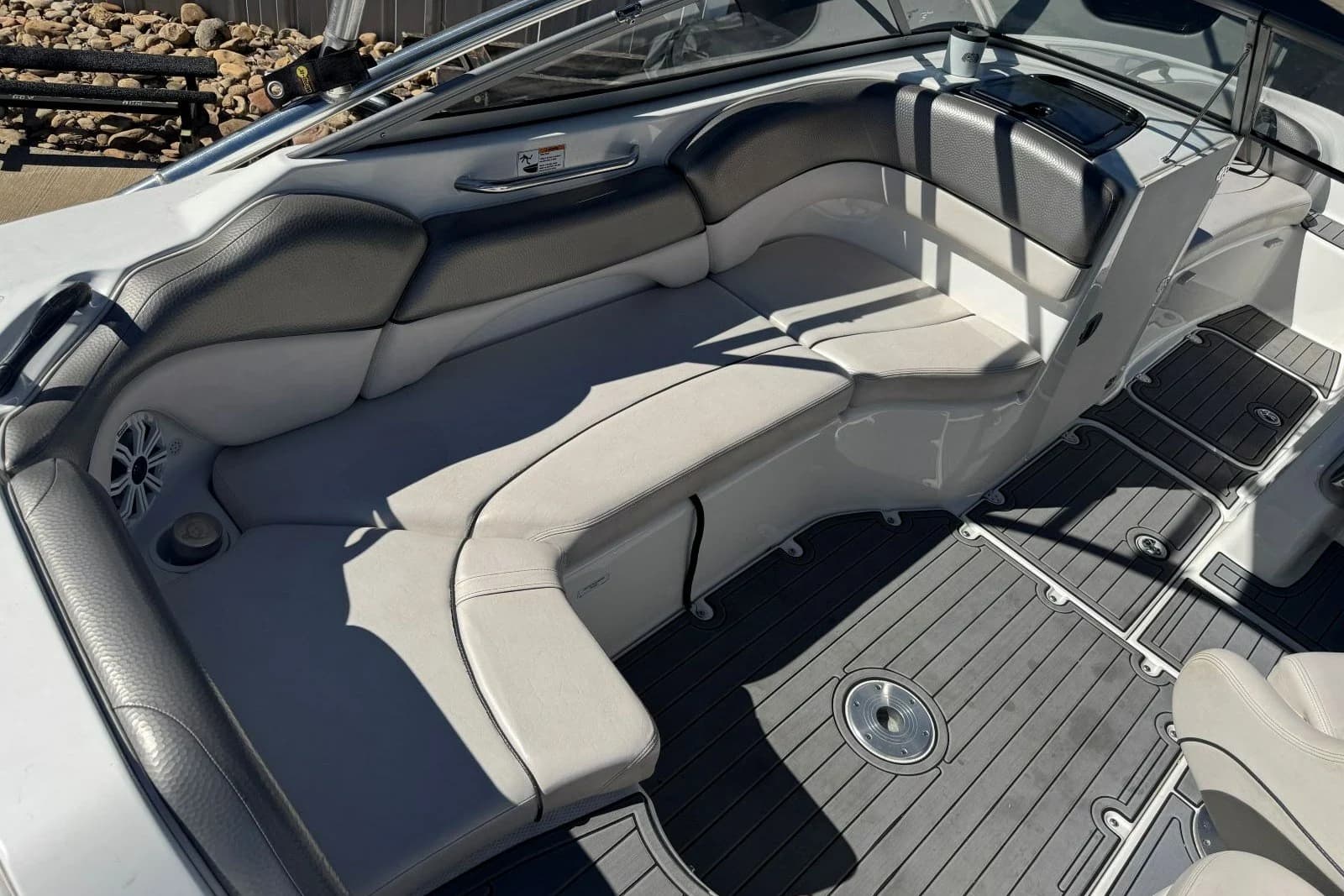 2011 Yamaha Boats AR210 — Hendersonville, TN (photo 12)