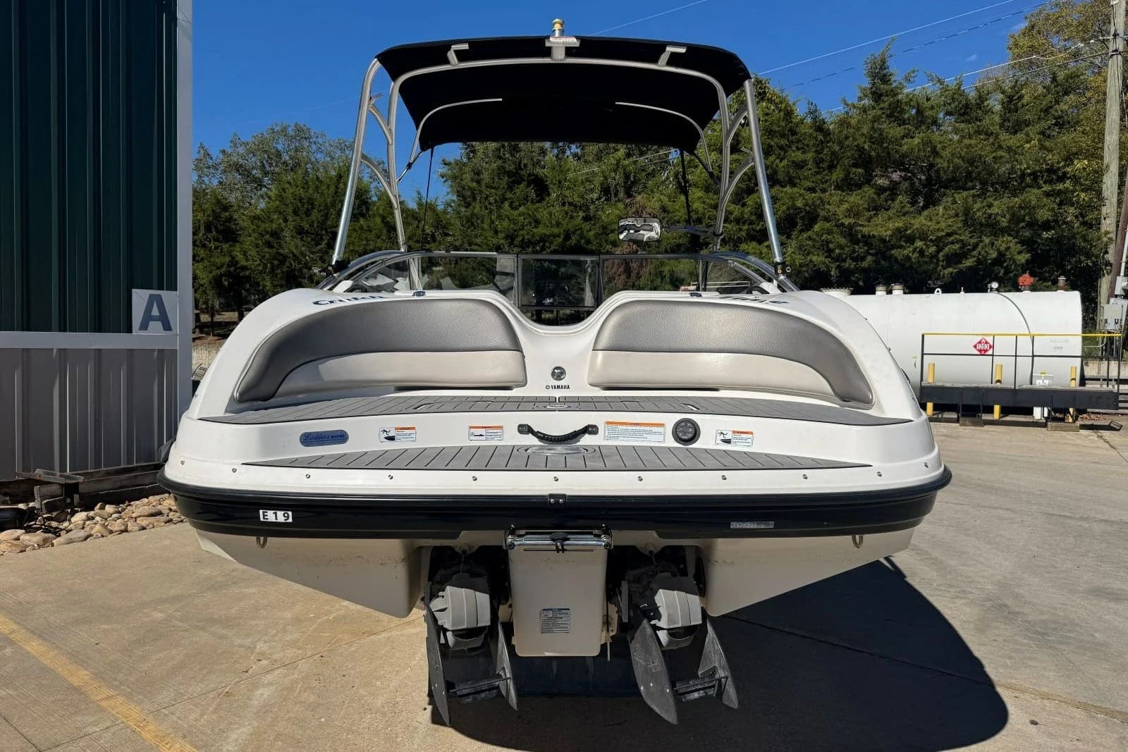 2011 Yamaha Boats AR210 — Hendersonville, TN (photo 4)