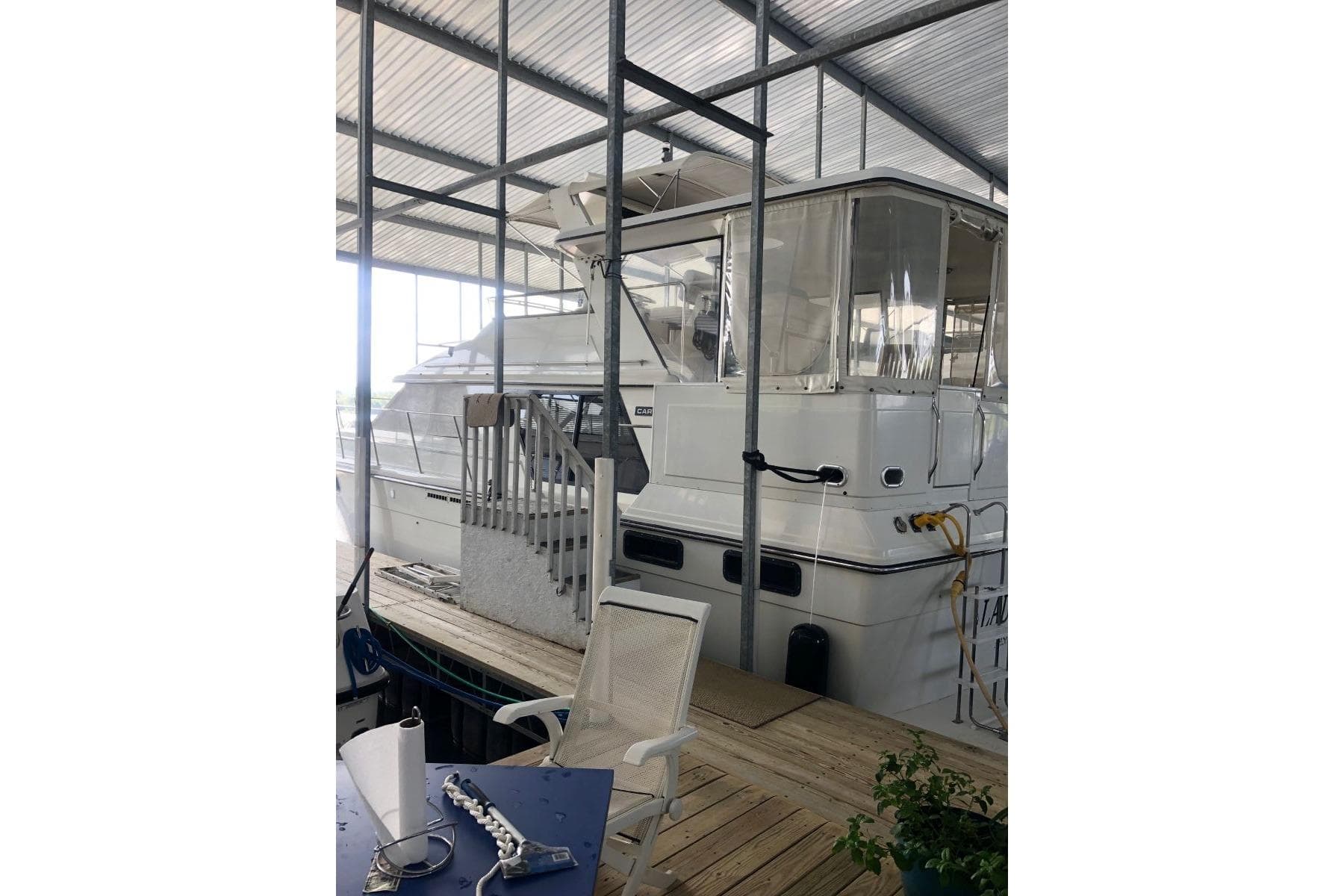 1987 Carver 42 Aft Cabin Motor Yacht — Waverly, TN (photo 8)