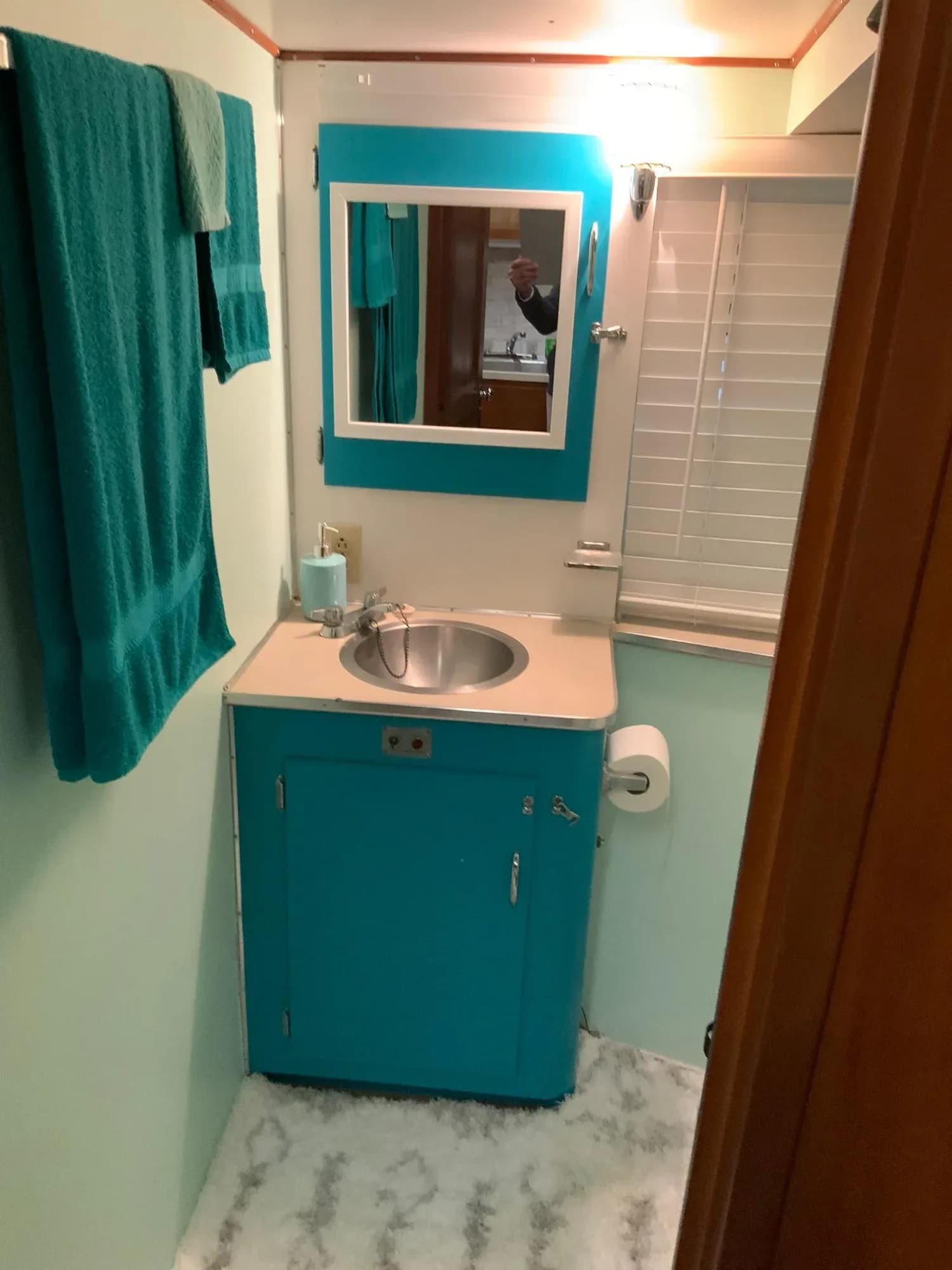1969 Hatteras 41 Twin Cabin — Iuka, MS (photo 45)