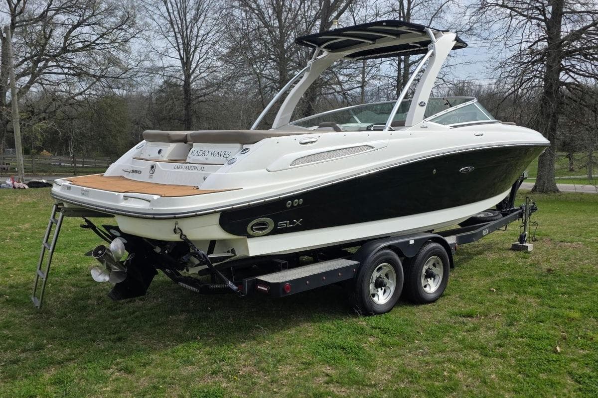 2011 Sea Ray SLX 250 — Franklin, TN (photo 4)