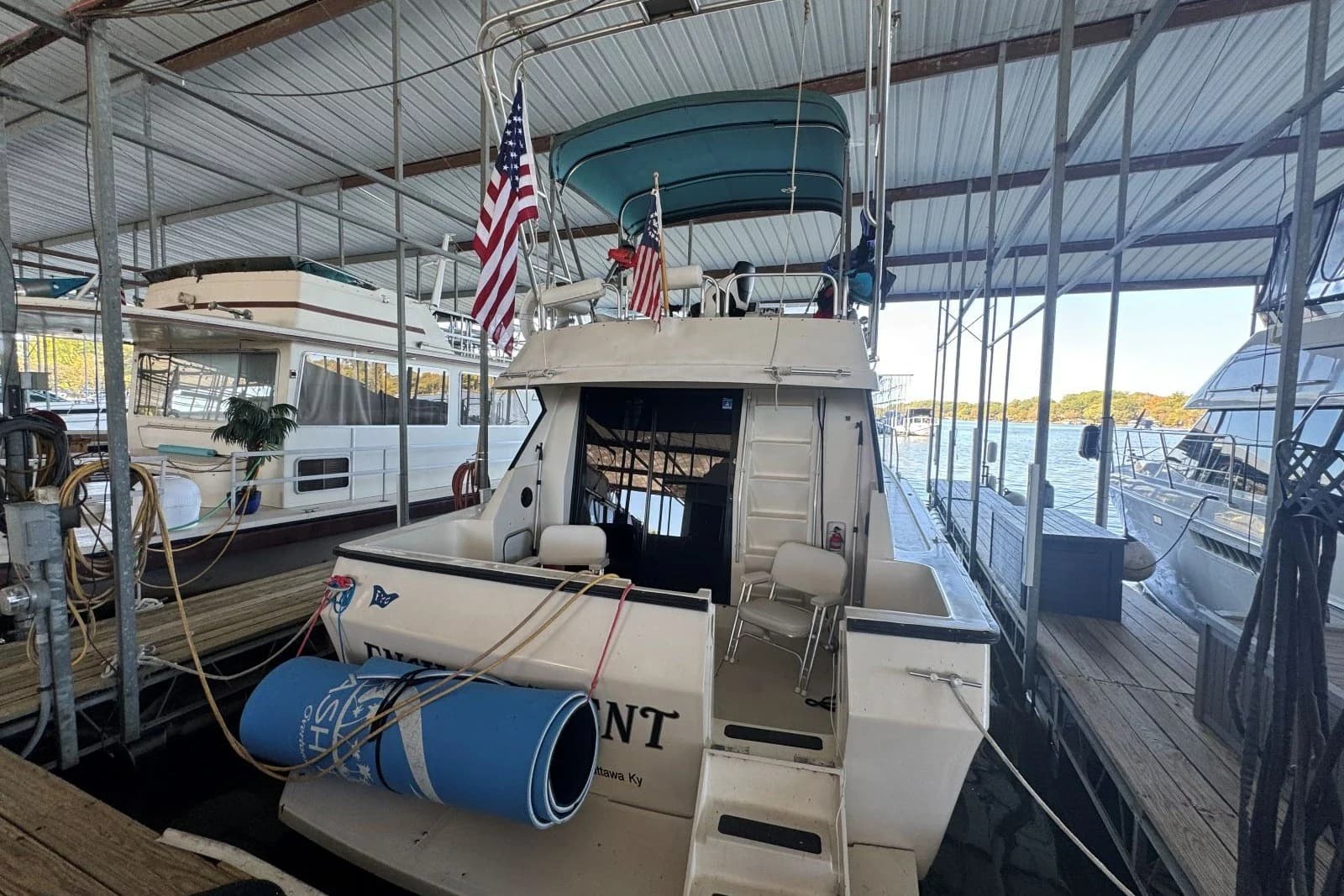 1988 Mainship Mediterranean 35 — Hendersonville, TN (photo 6)