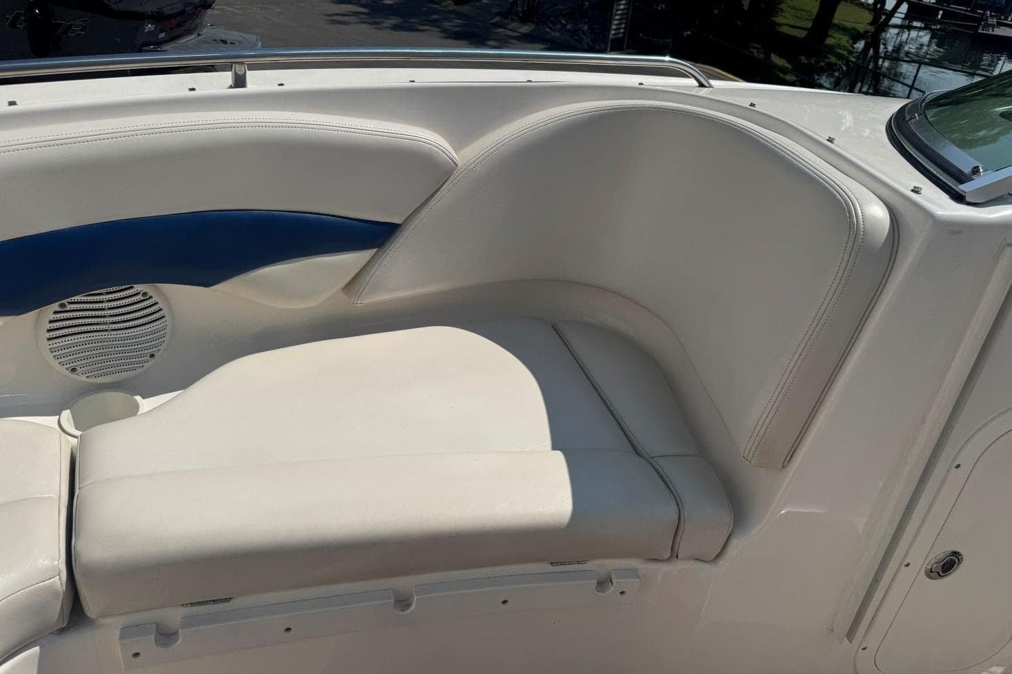 2001 Chaparral 220 SSi — Hendersonville, TN (photo 28)