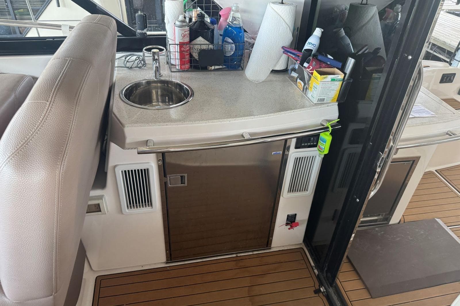 2016 Regal 46 Sport Coupe — Guntersville, TN (photo 24)